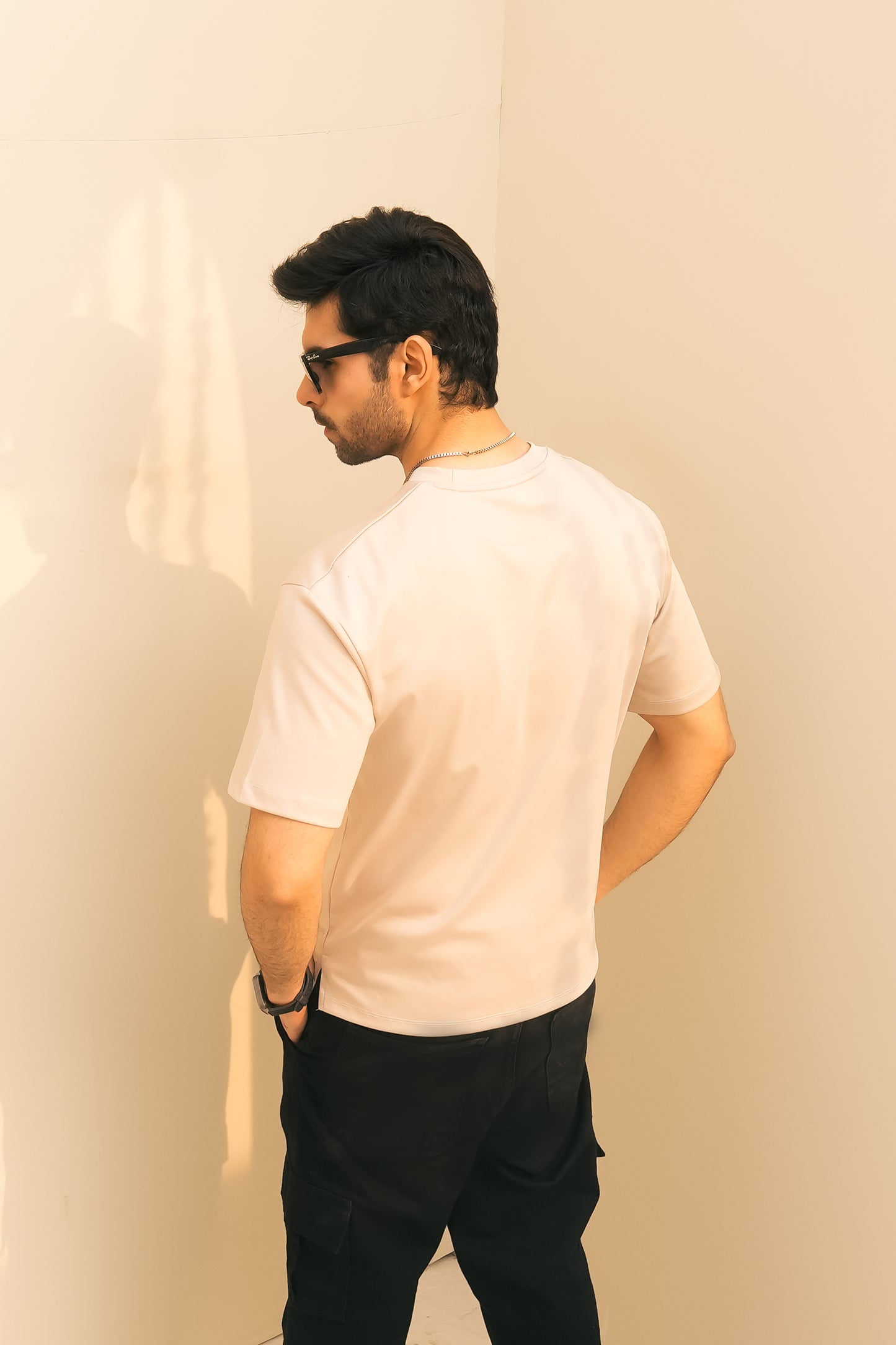 MEN CREAM DOWN SHOULDER T-SHIRT Reality