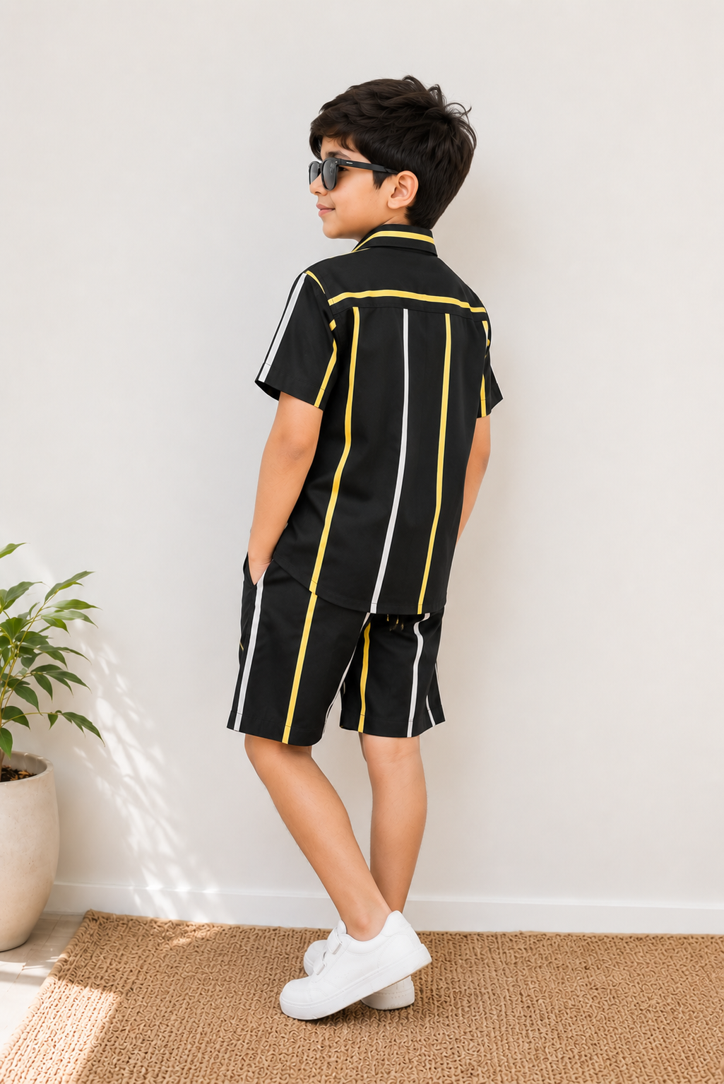 BLACK CASUAL SHIRT Reality