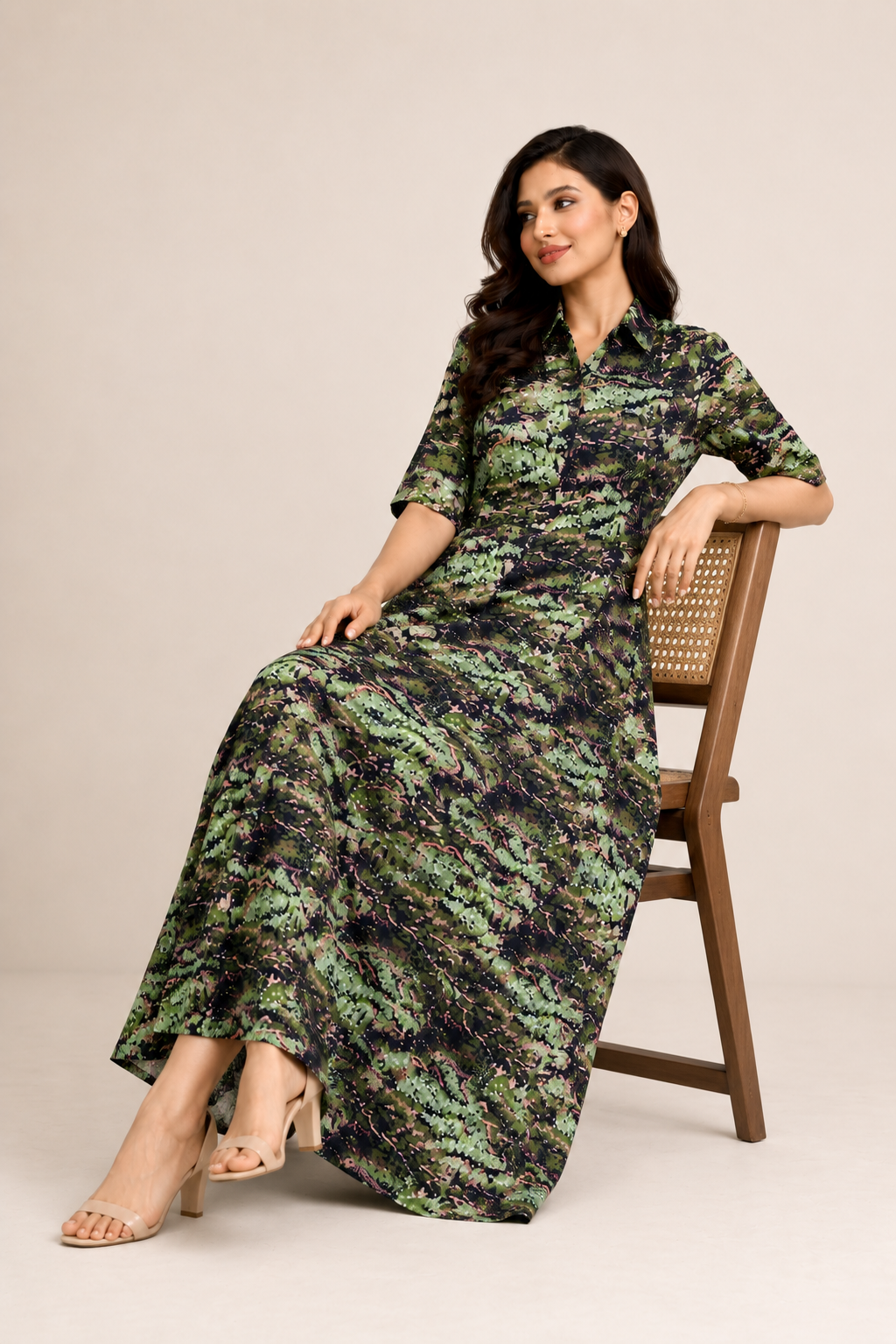 VERDANT WAVES PARROT FROCK Reality