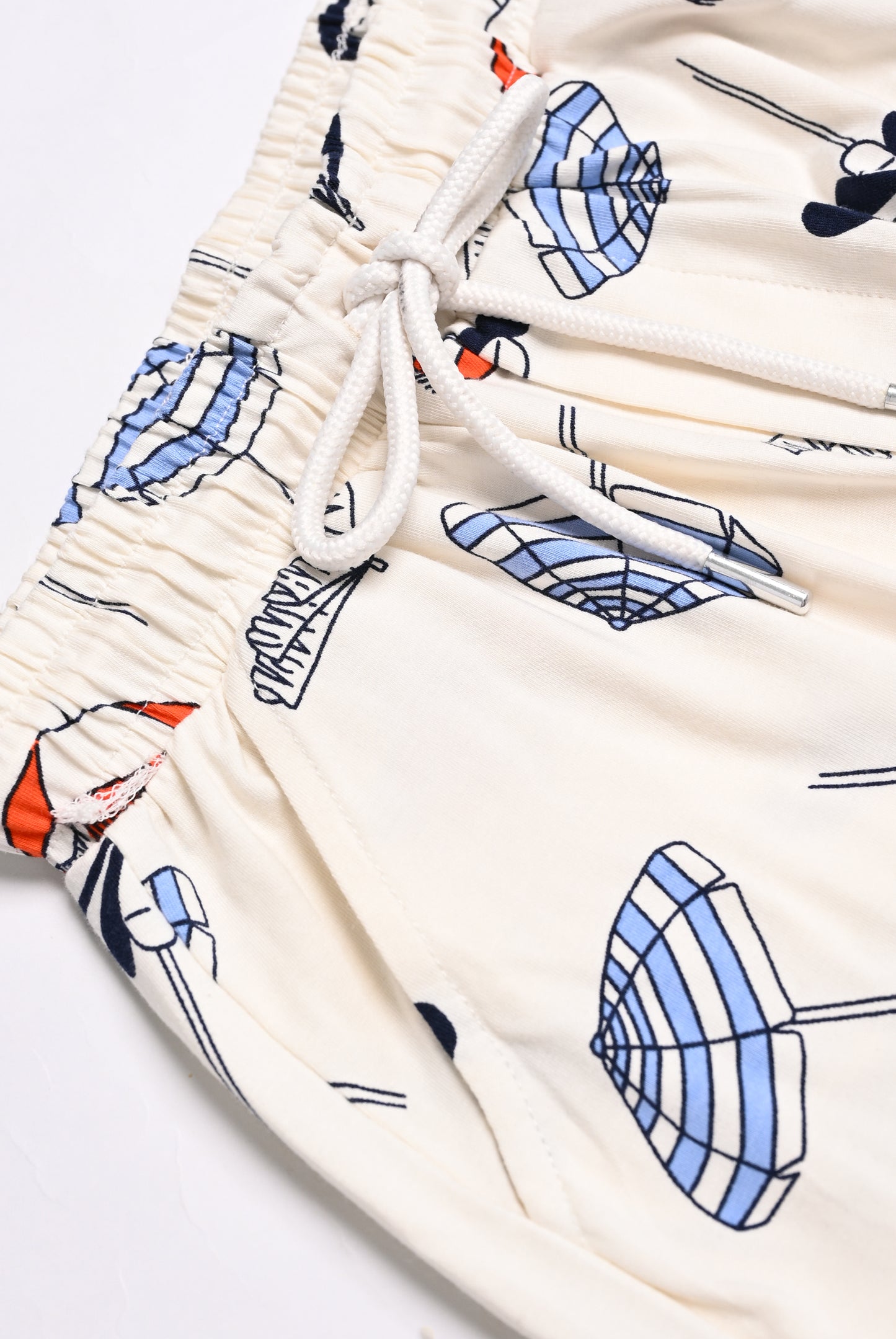 PRINTED WHITE SHORTS Reality