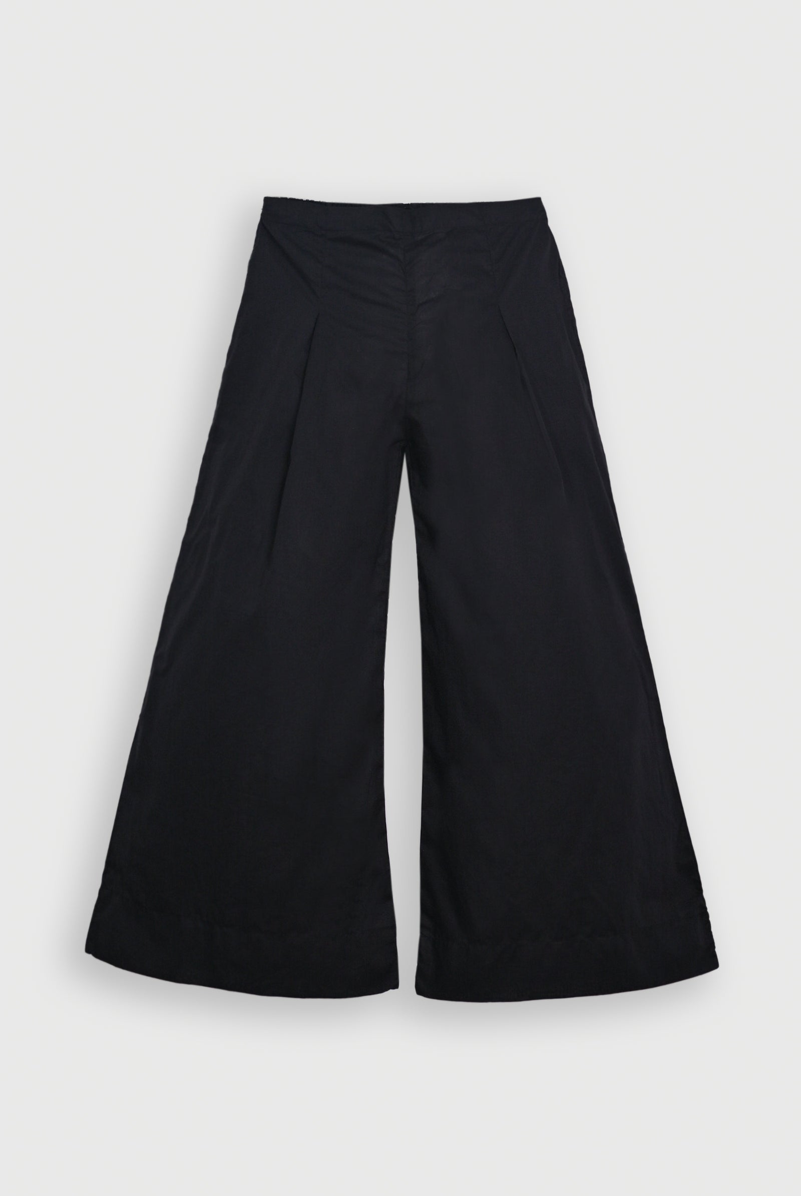 LADIES BLACK TROUSER Reality