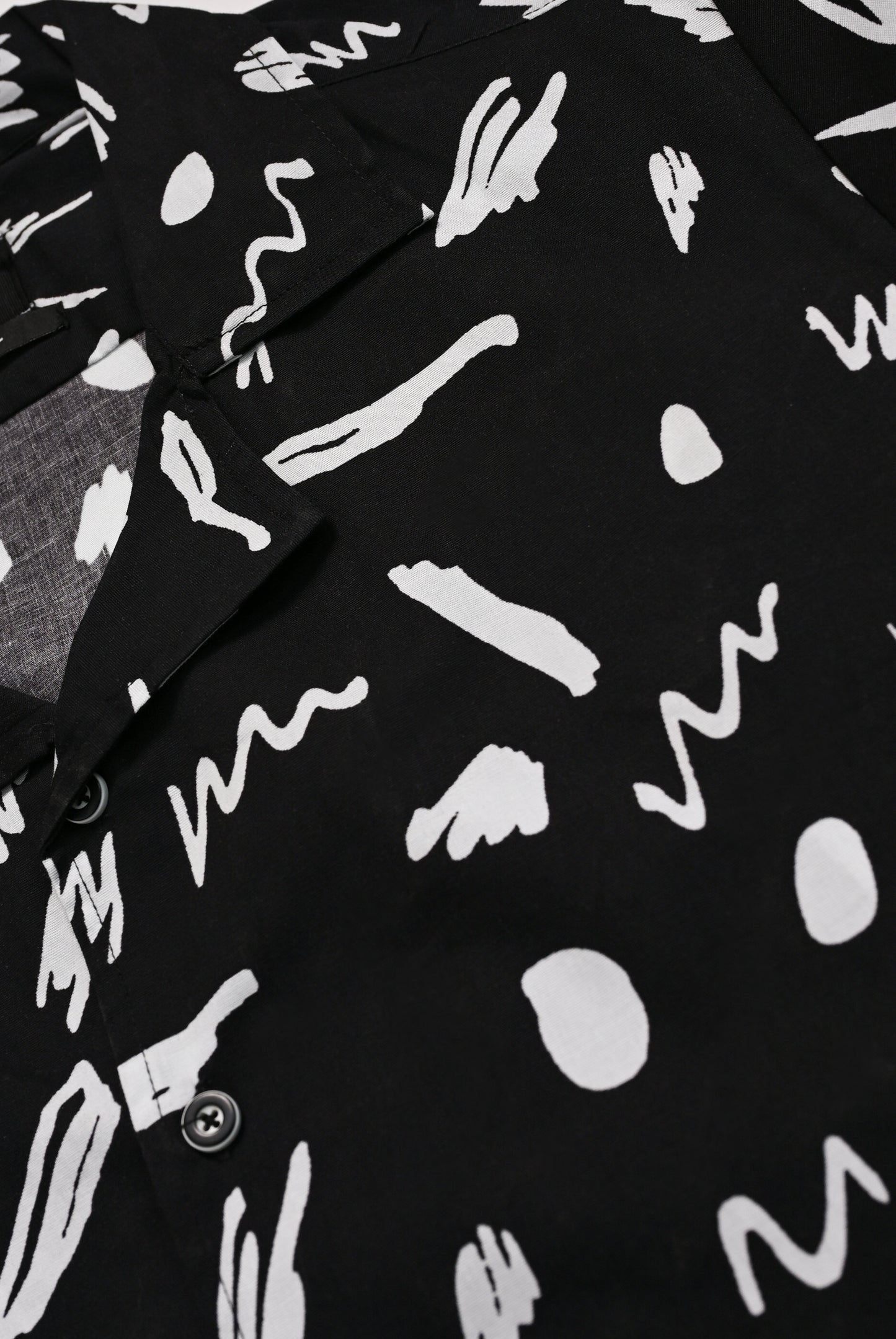 COAT COLLAR BLACK CASUAL SHIRT Reality