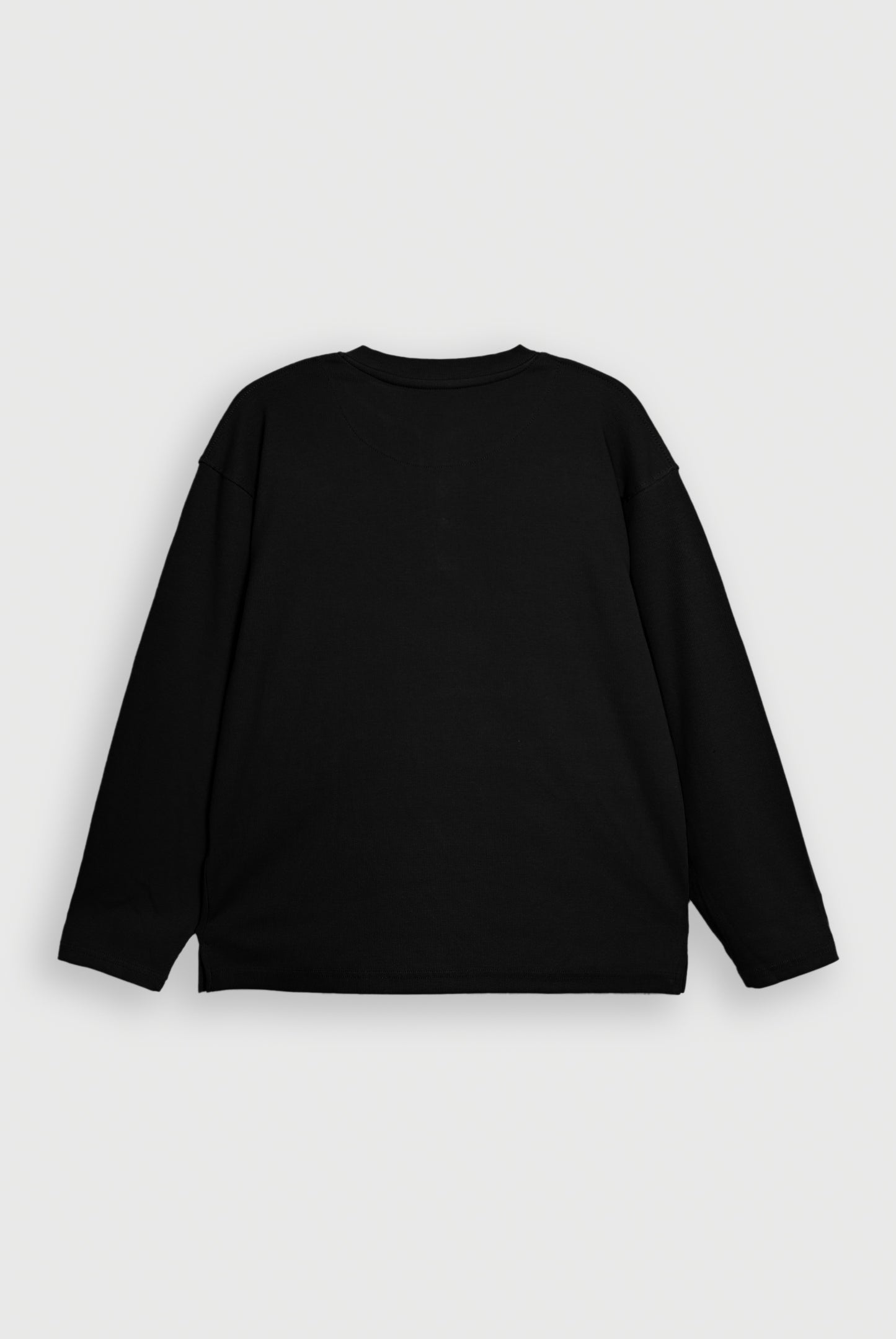 HENLEY NECK black TEE