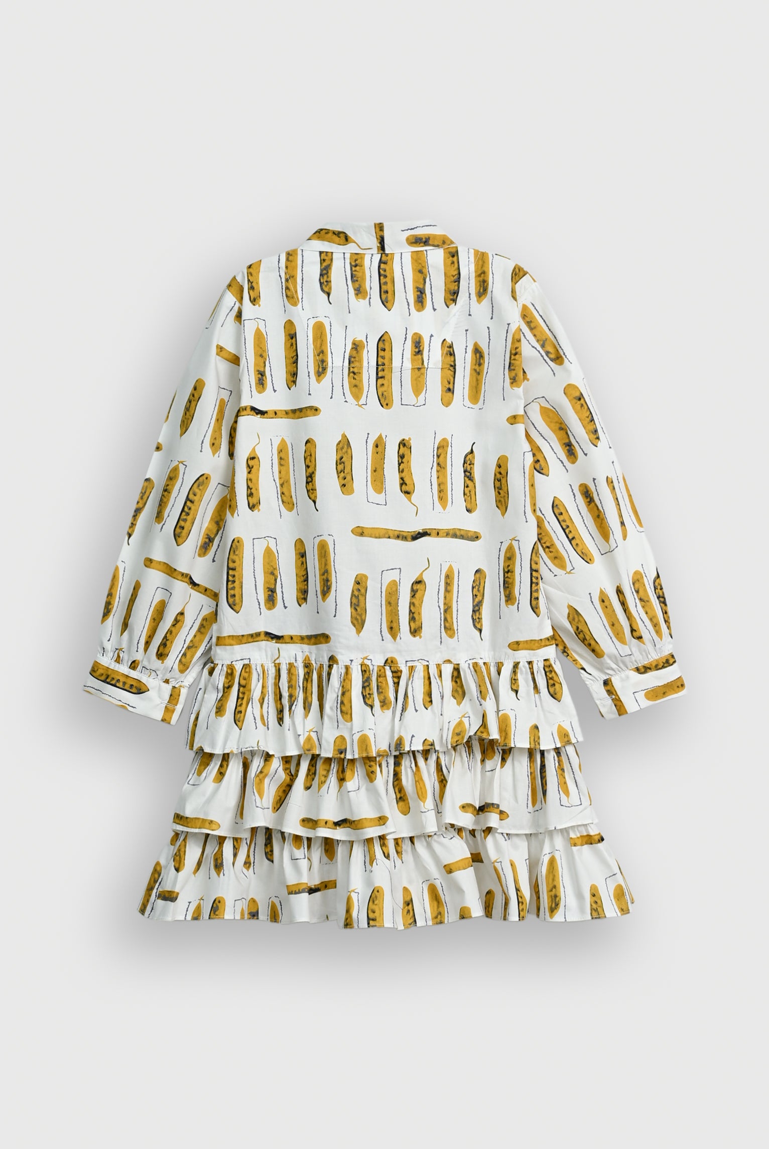 WHITE GOLDEN WHISPER Reality