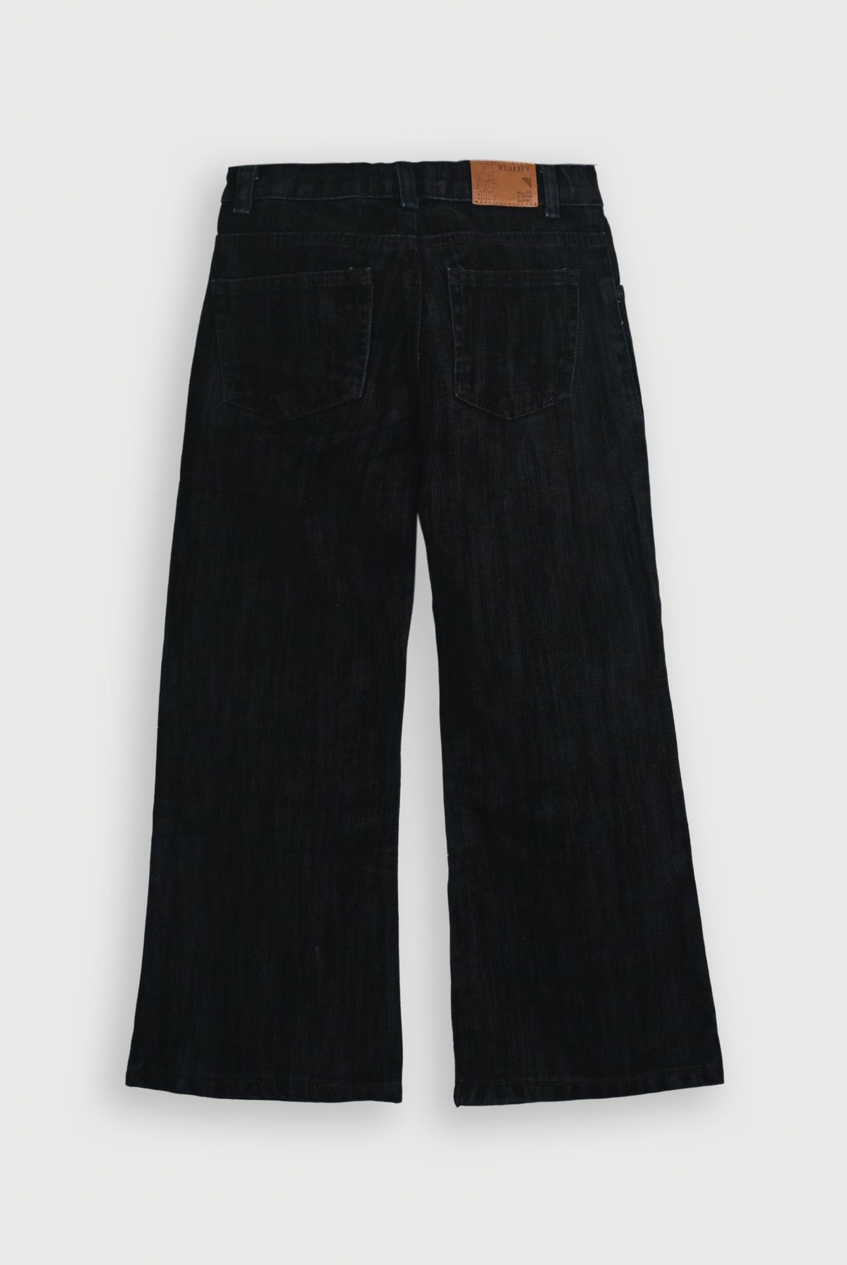 LOOSE FIT BLACK DENIM