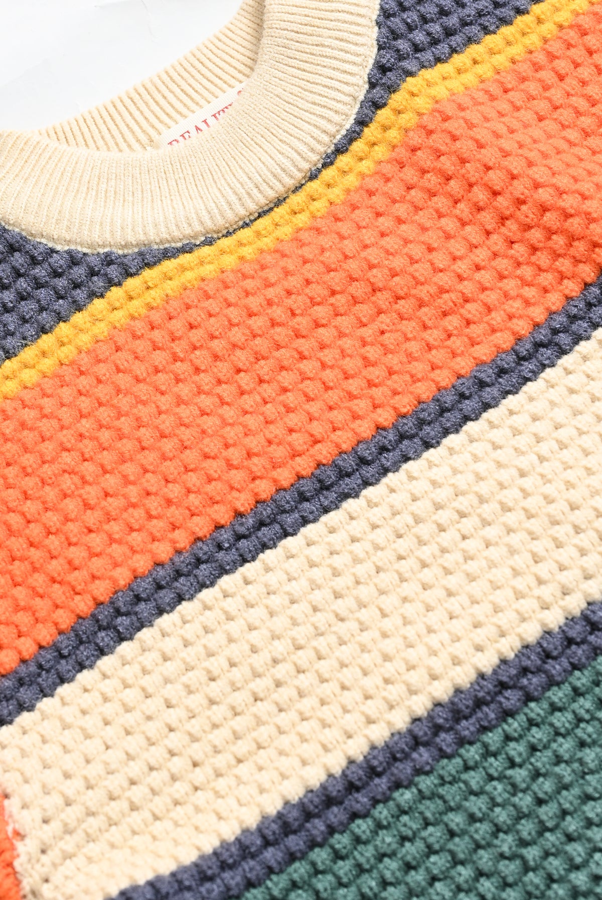 ORANGE SWEATER