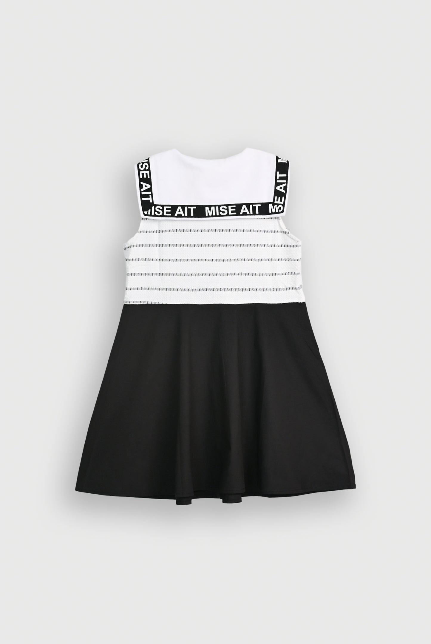 GIRLS BLACK FROCK Reality