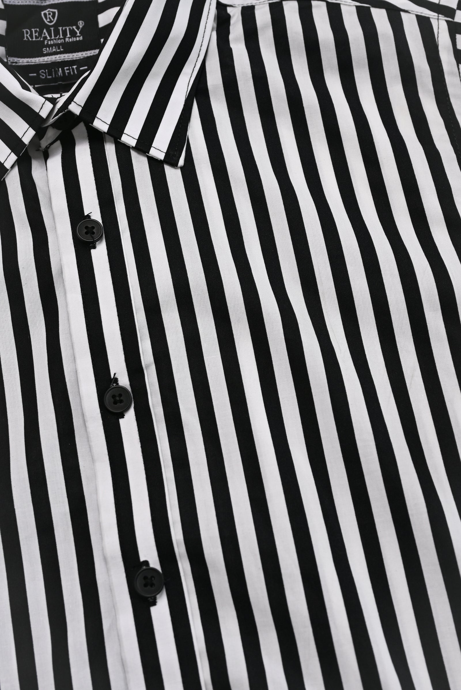 MEN CASUAL LIGHT WHITE LINE SHIRT