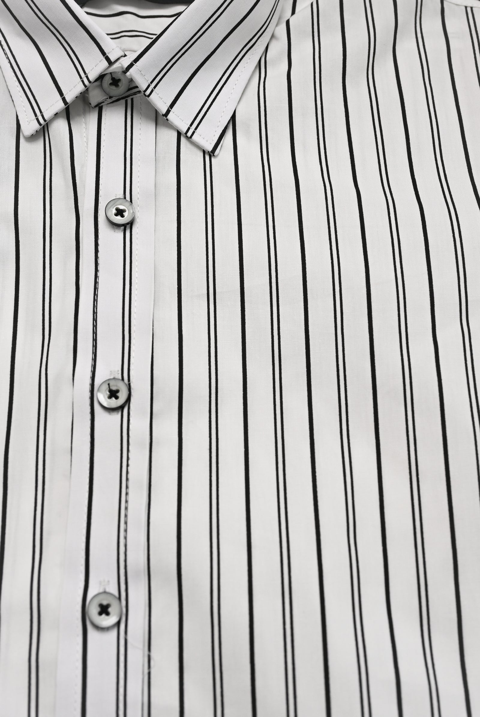 MEN CASUAL BLACK LINE SHIRT