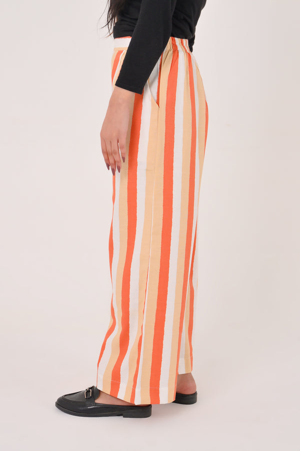 WHUTE VELOUR NOIR TROUSER Reality