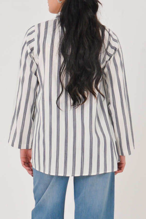 WHITE MIST GRAY Reality