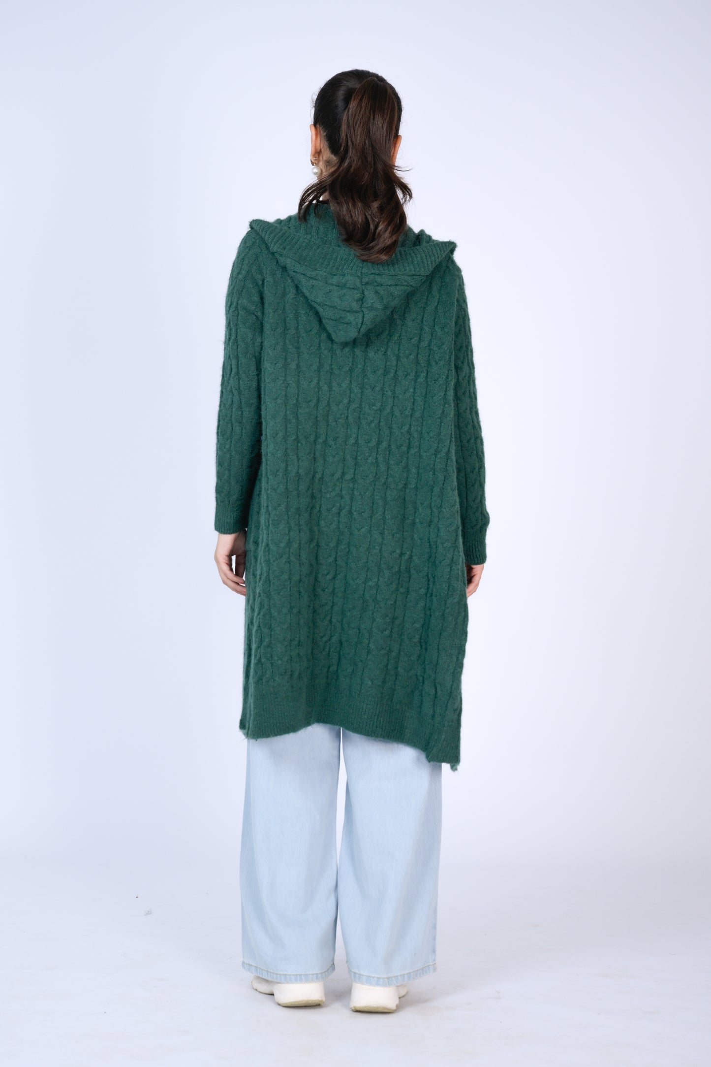 Effortless Style in a Hooded Knit Reality