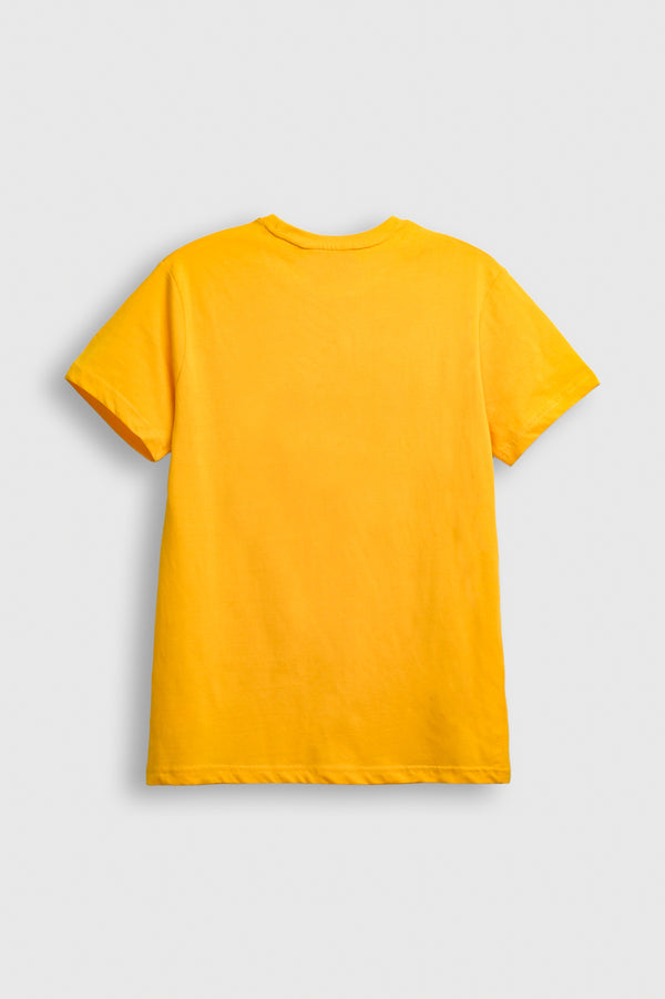 Wander & Explore Graphic Tee – Bold Yellow Adventure Style Reality