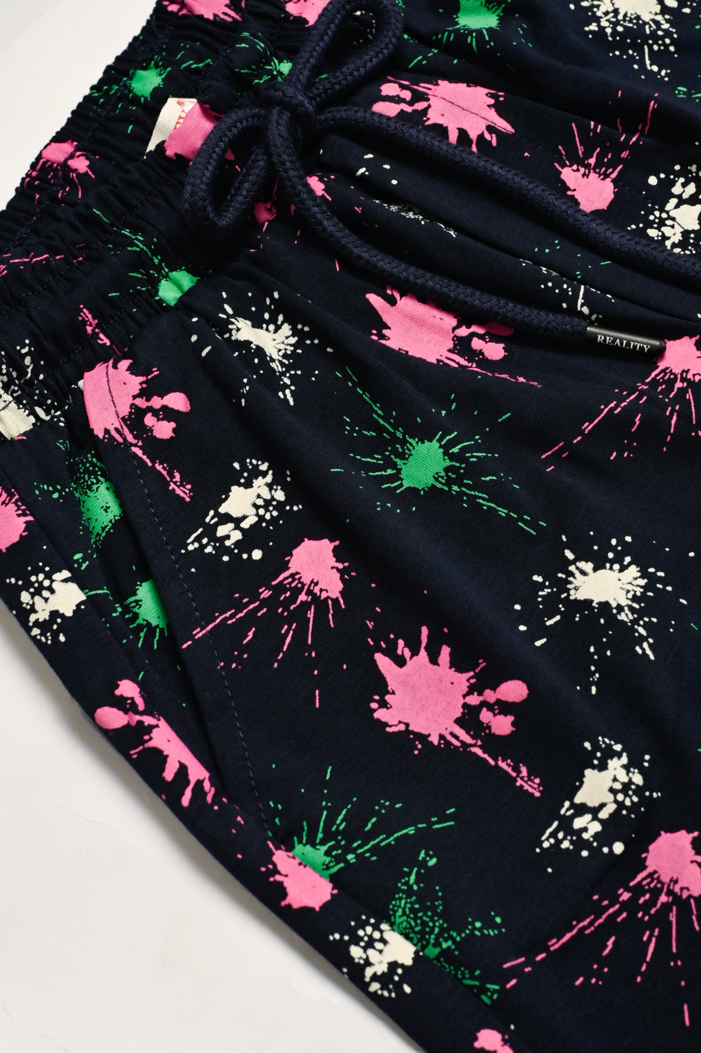 PRINTED BLACK SHORTS