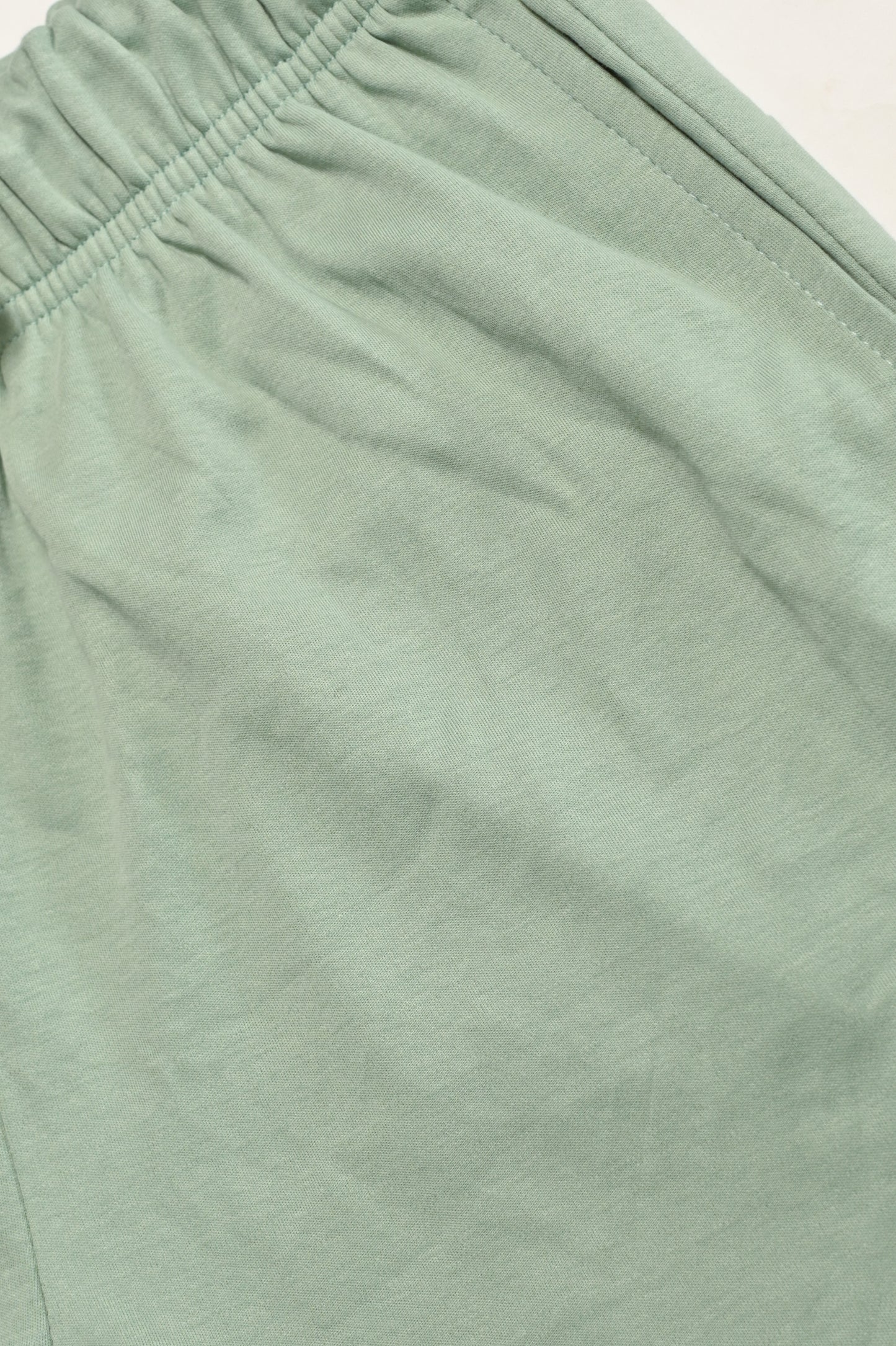 SOLID COTTON OLIVE SHORTS Reality