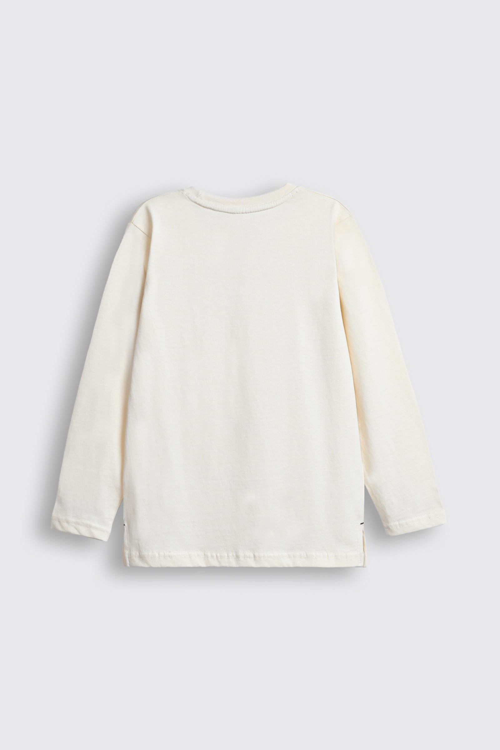 Off-White Long-Sleeve T-Shirt with Pocket Reality