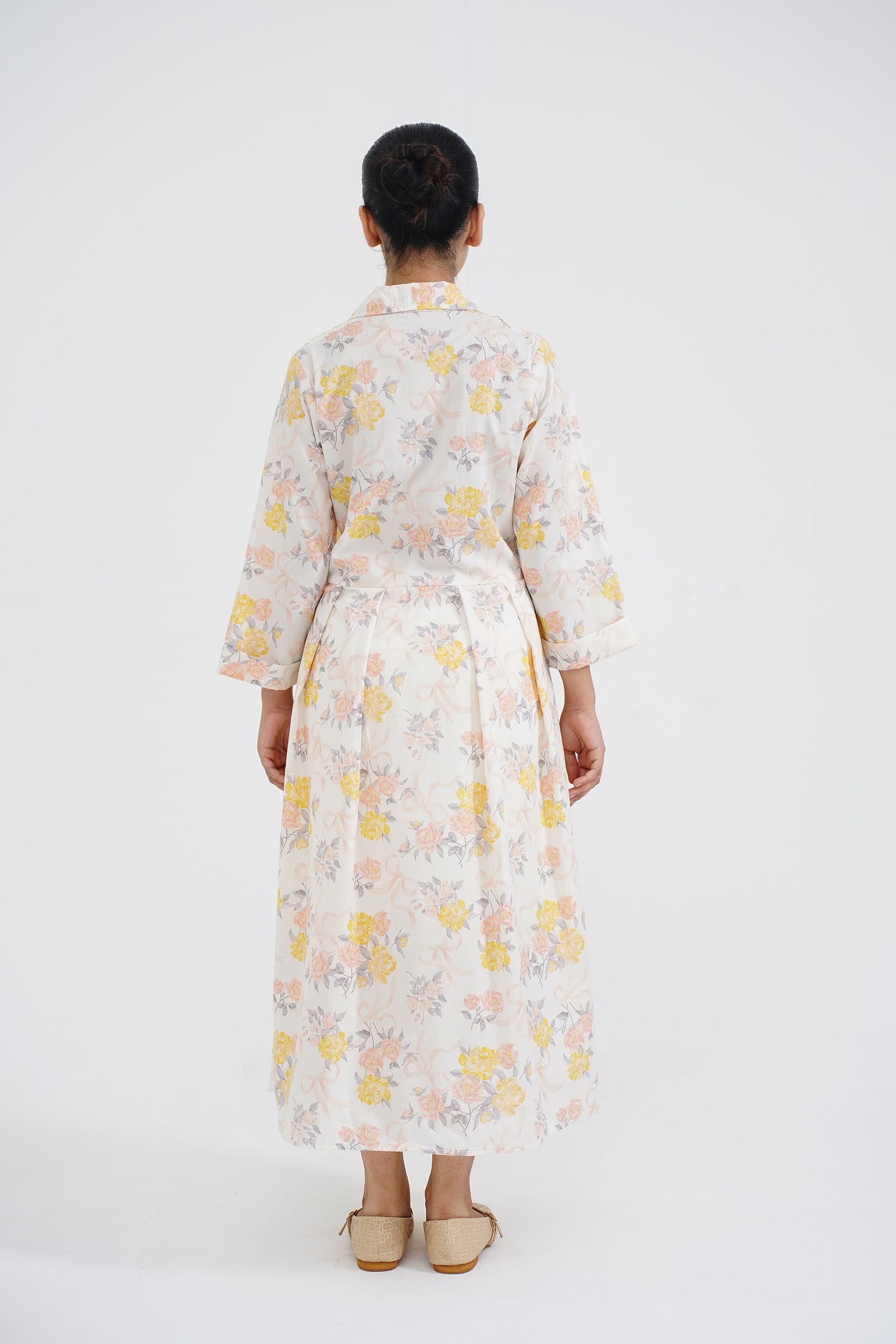 FLORAL CREAM TOP Reality