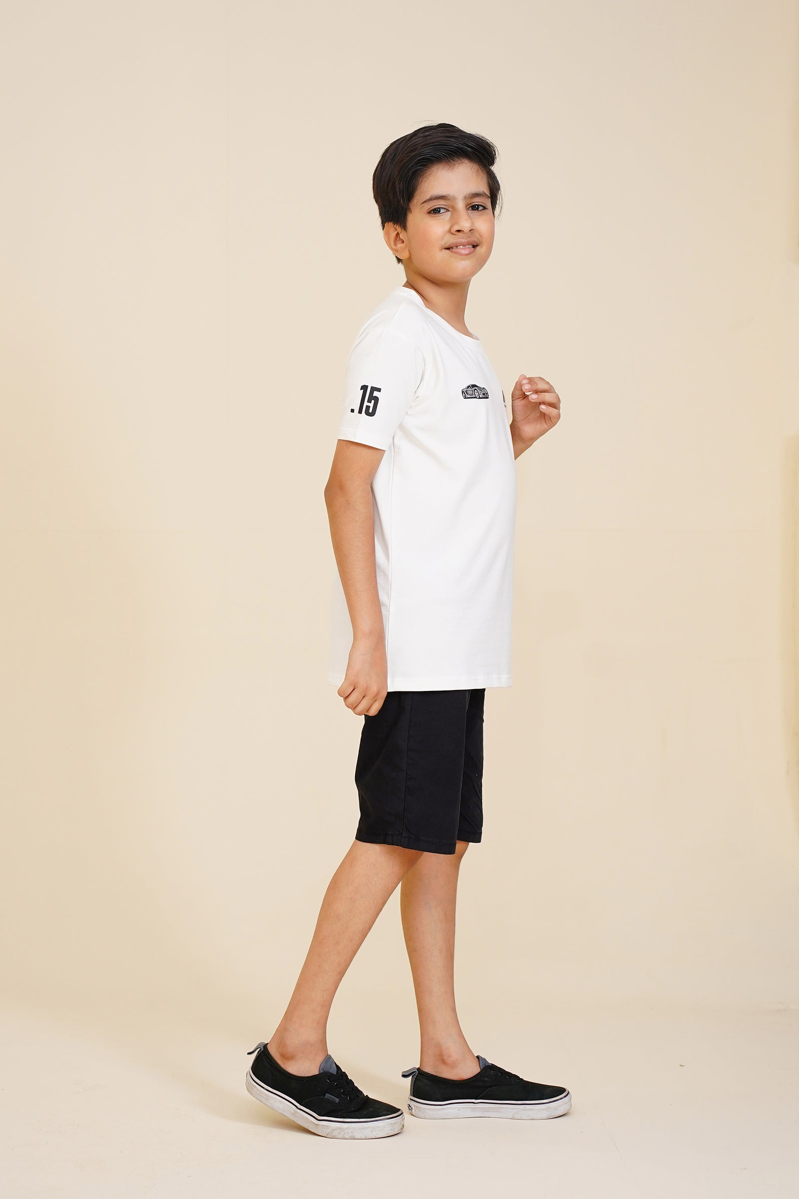 WORTHY GRAPHIC WHITE TEE Reality