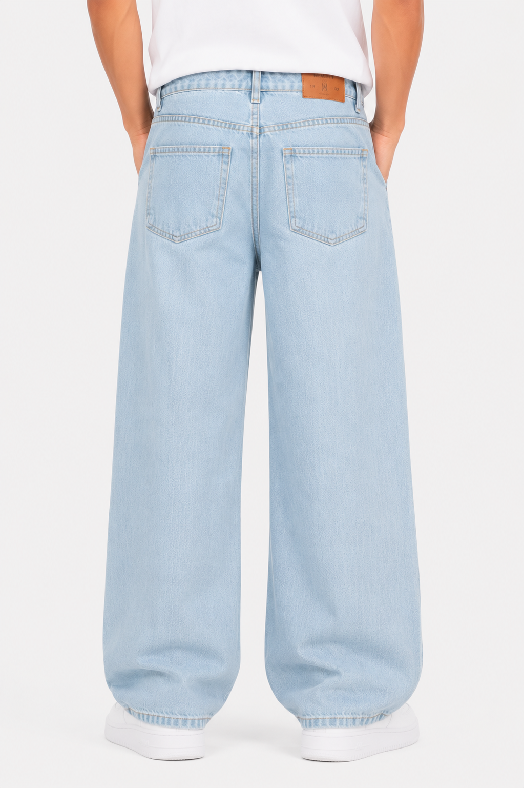 MEN Loose Fit Denim Ice BLUE Reality