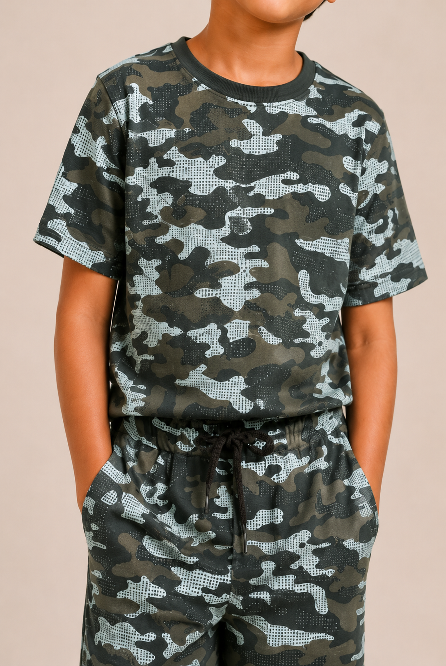 BOYS GREEN SHORTS Reality