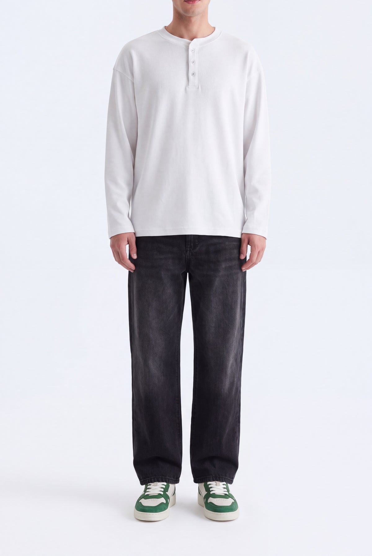 HENLEY NECK white TEE Reality