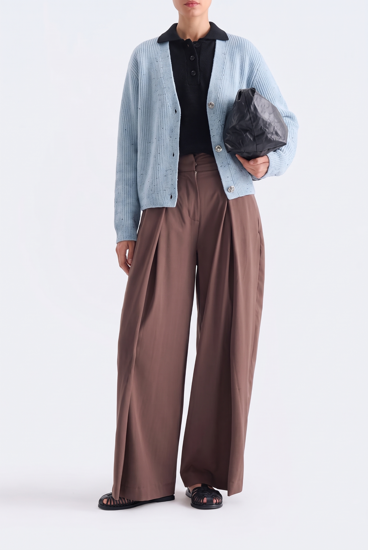 SKY SWEATER Reality