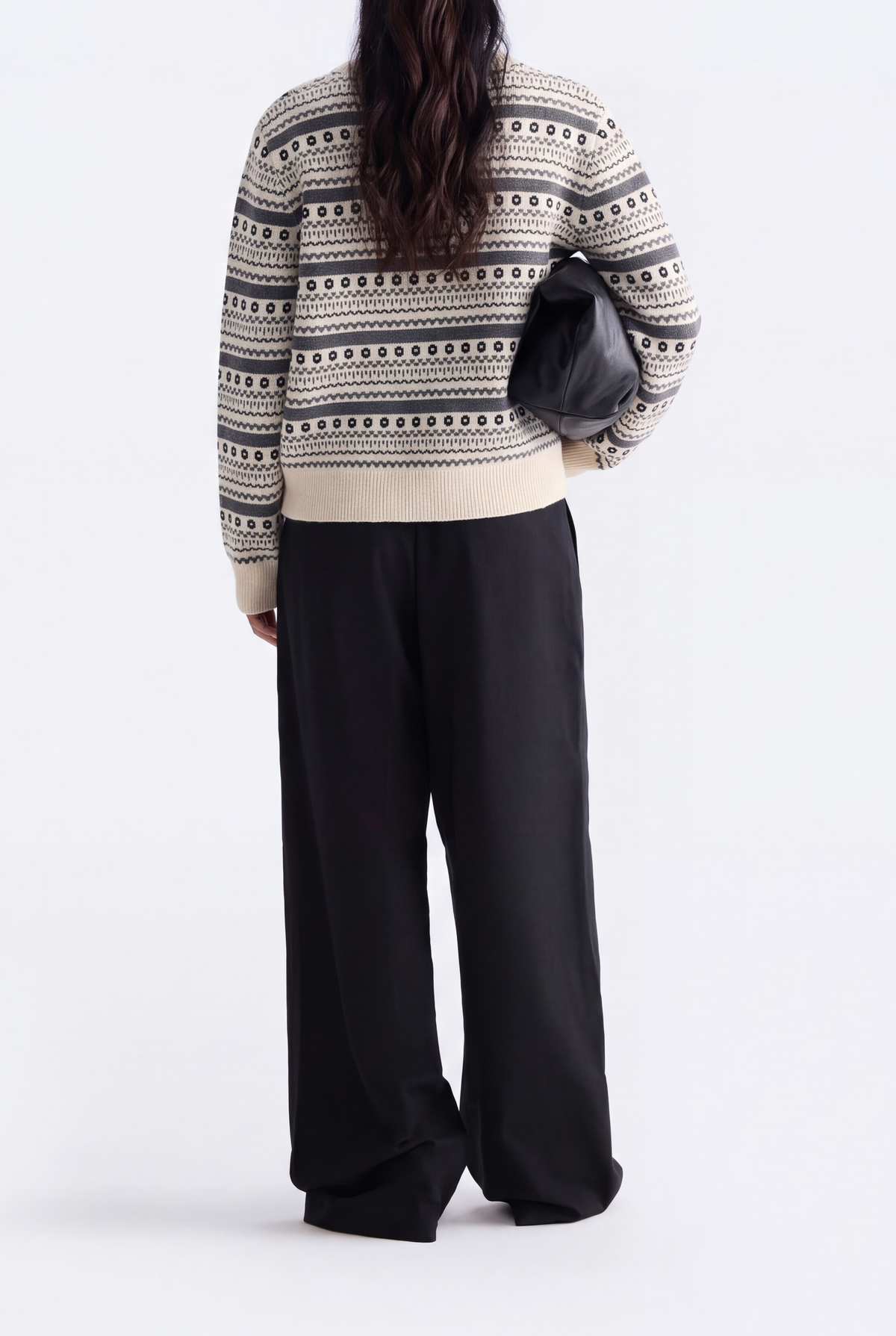 CREAM SWEATER Reality