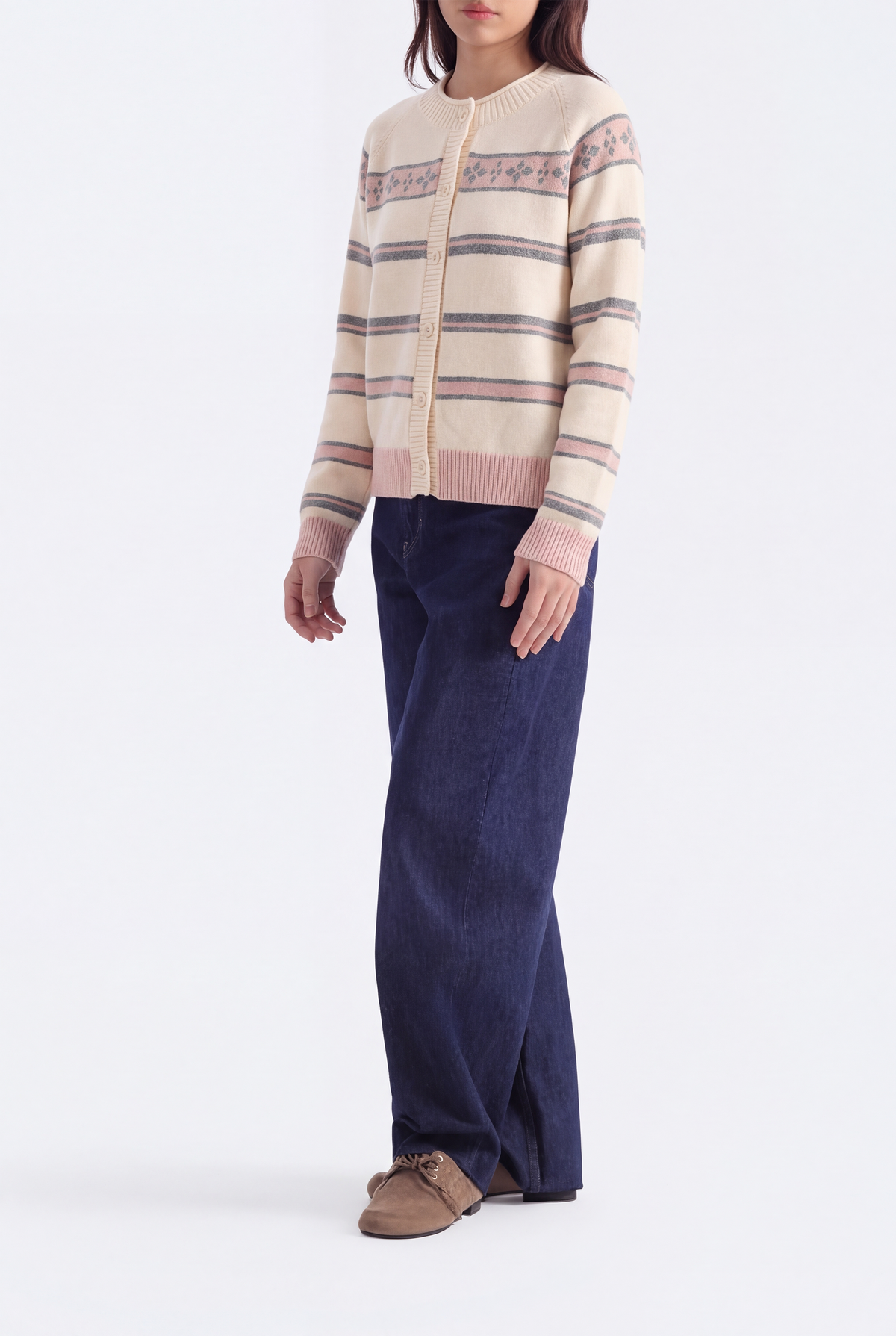 CREAM SWEATER Reality