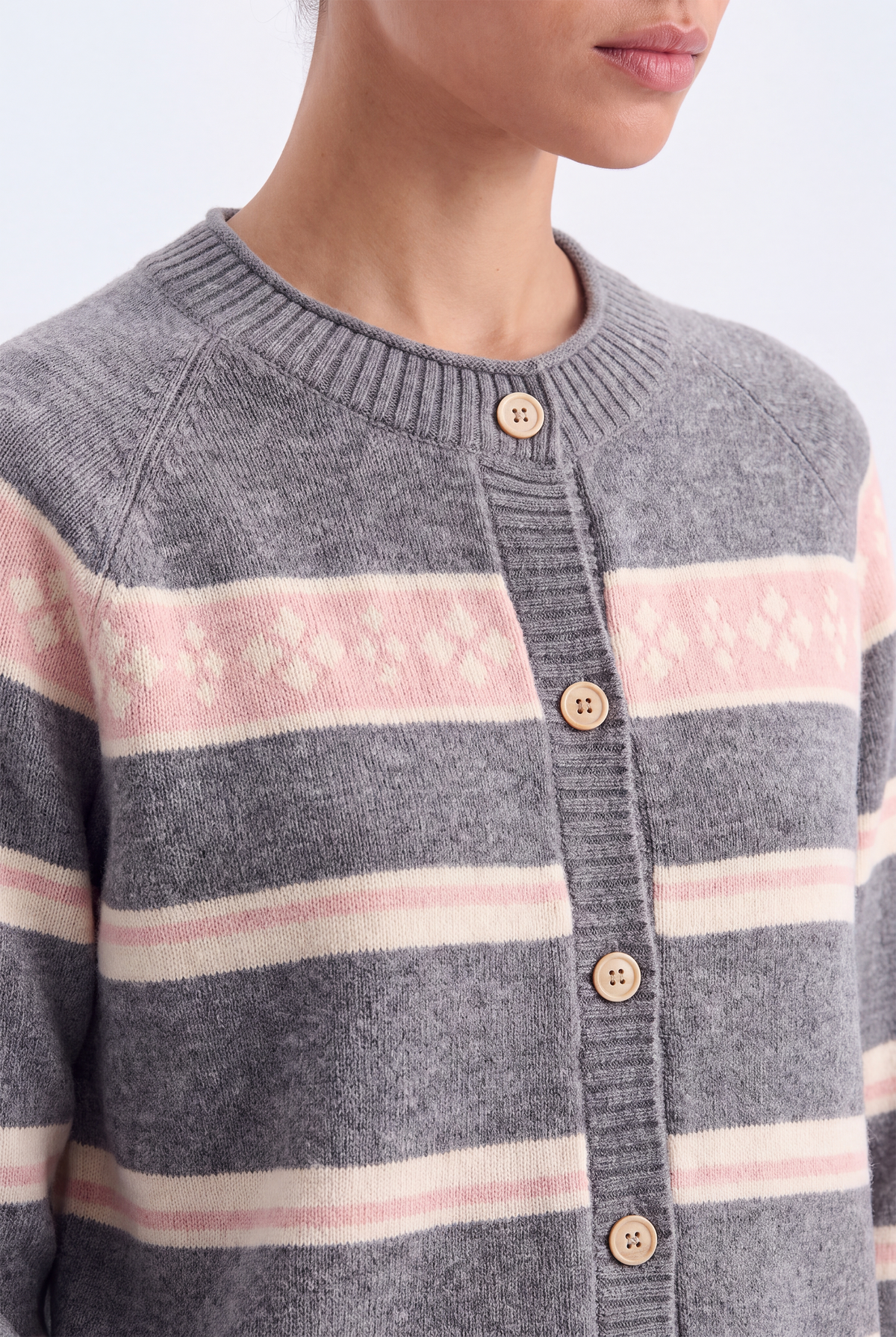 GRAY SWEATER Reality