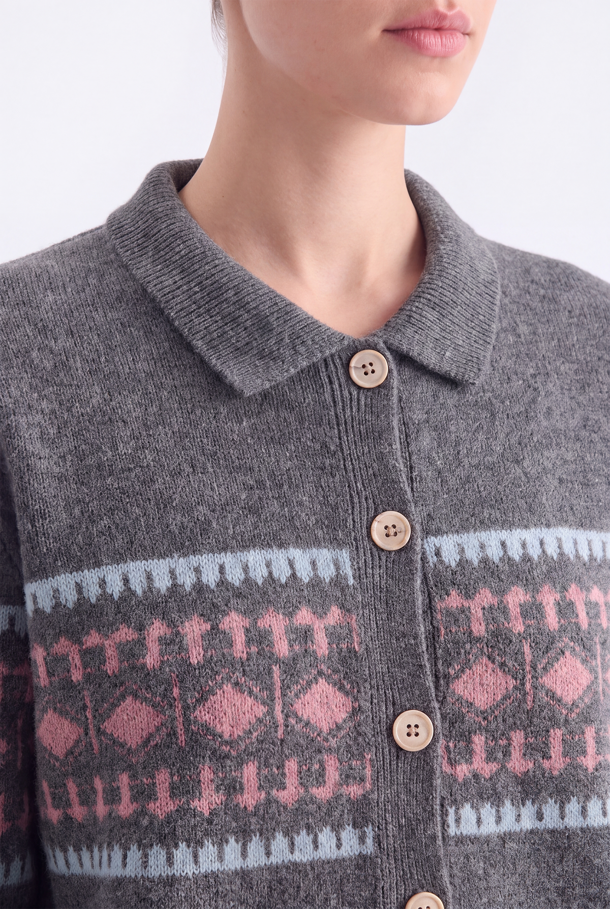 GRAY SWEATER Reality