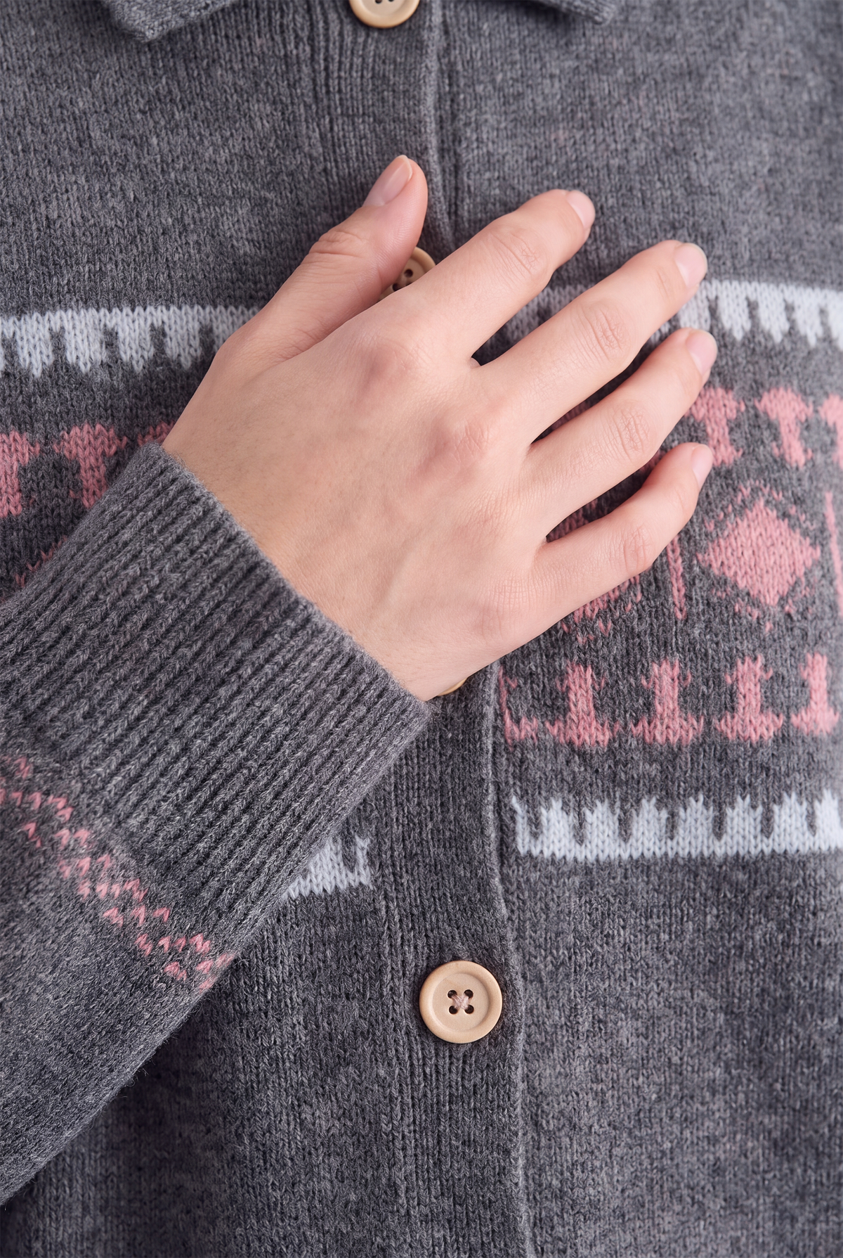 GRAY SWEATER Reality