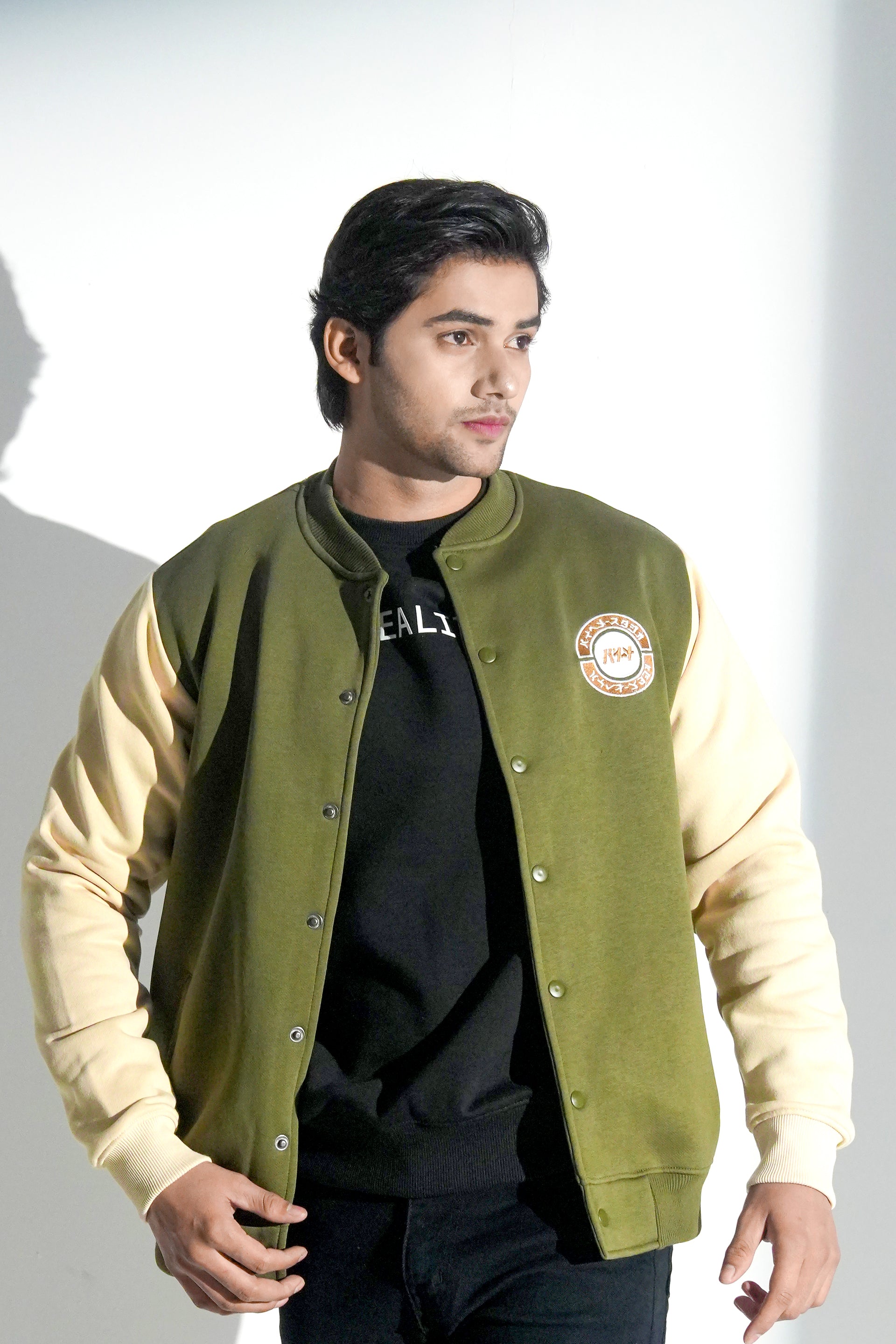 MEN ARMY GREEN JACKET Reality