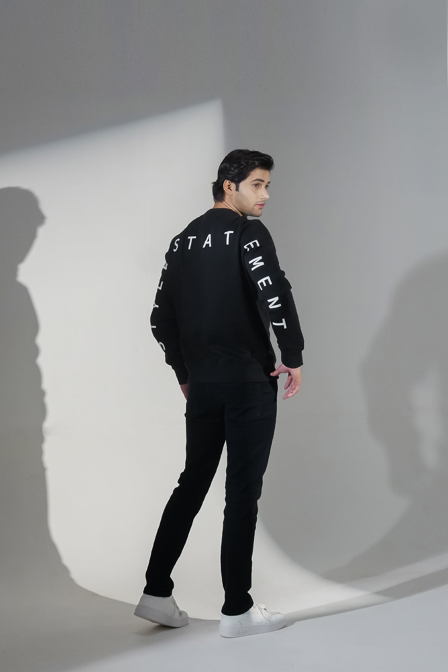 MEN'S BLACK SWEAT SHIRT Reality