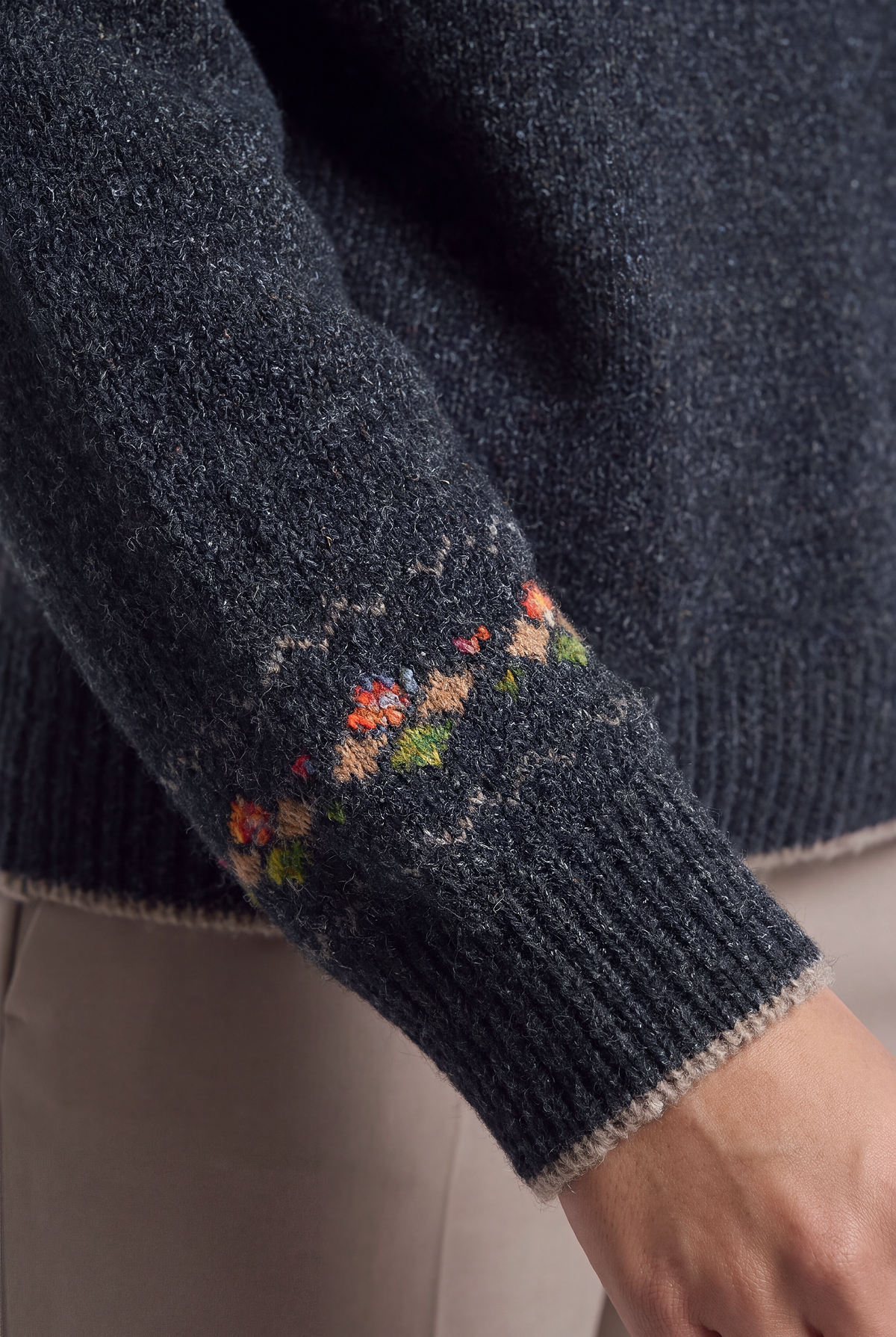 BLUE SWEATER Reality