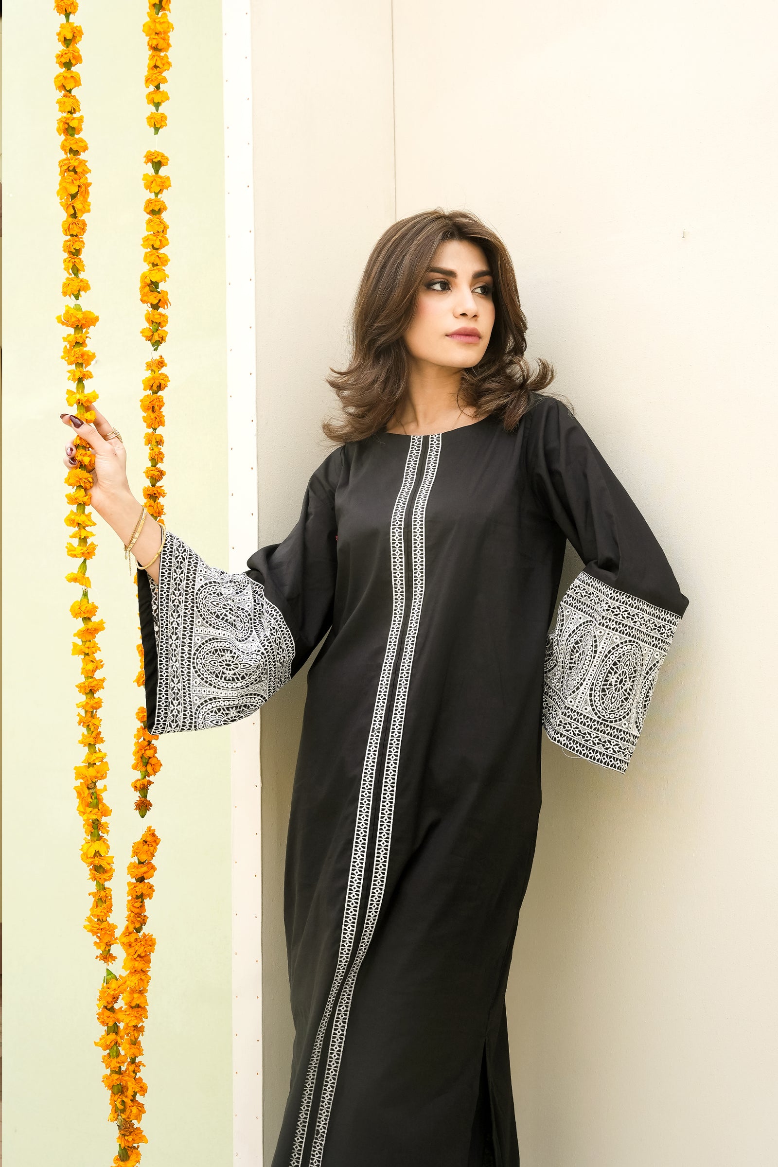 2 PIECE LAYLA SUIT Reality