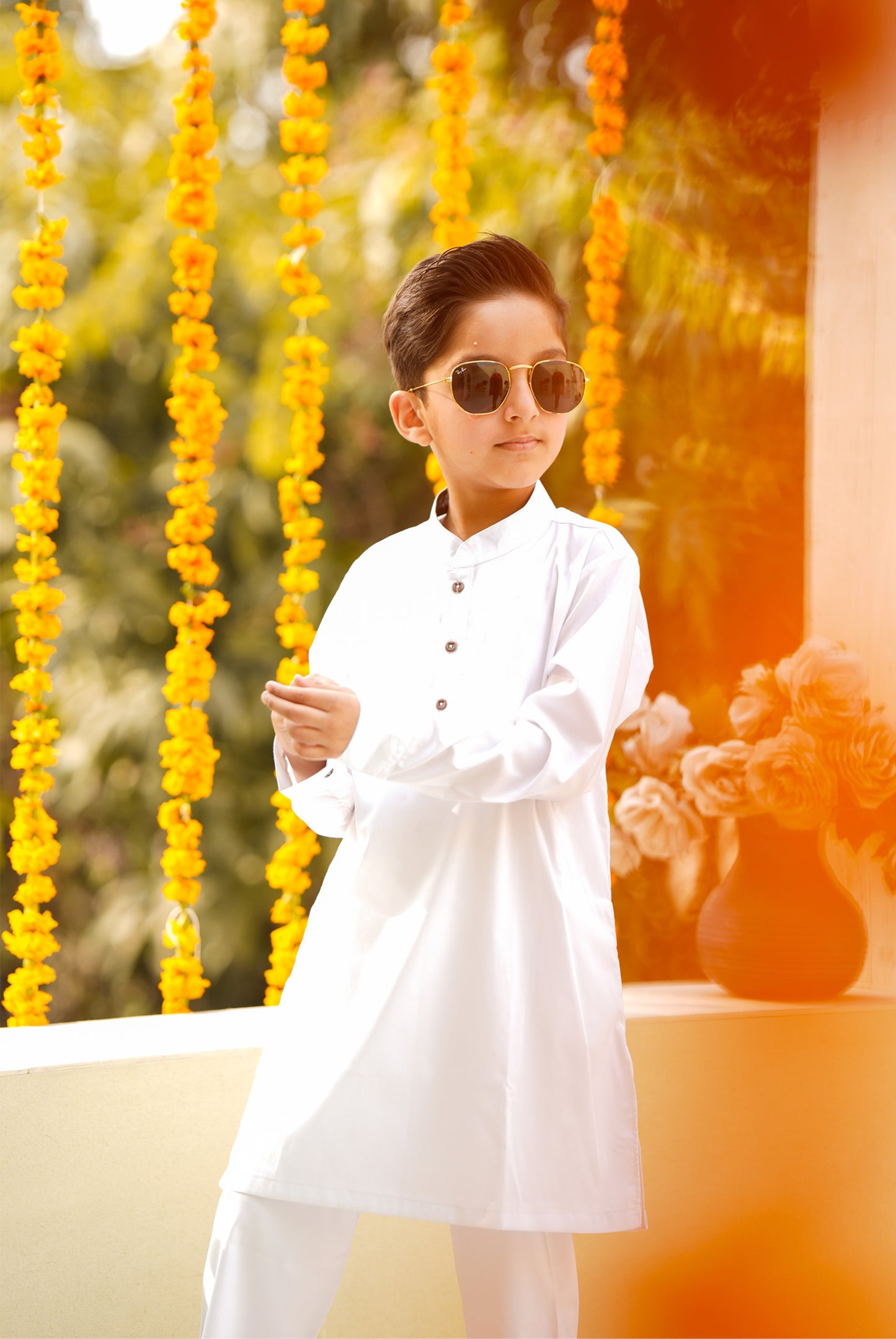 WHITE SHALWAAR KAMEEZ Reality