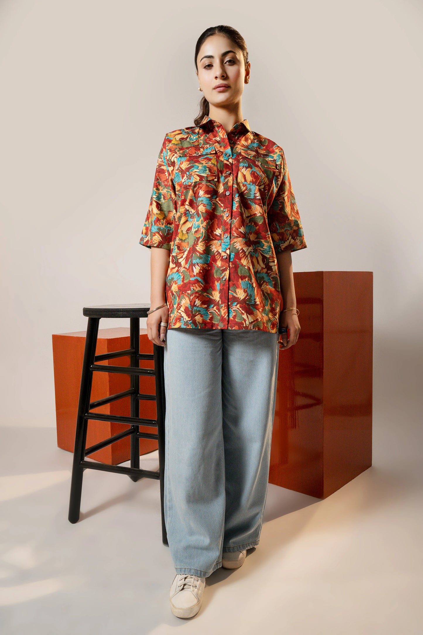 RUSTIC HUES TOP REALITY