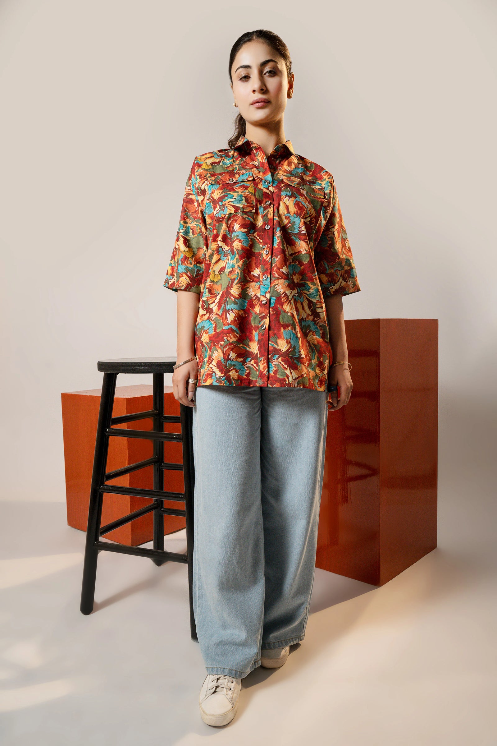 RUSTIC HUES TOP REALITY