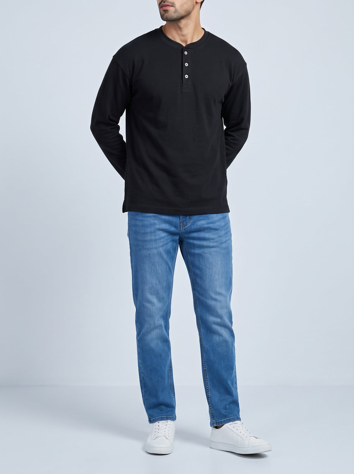 HENLEY NECK black TEE