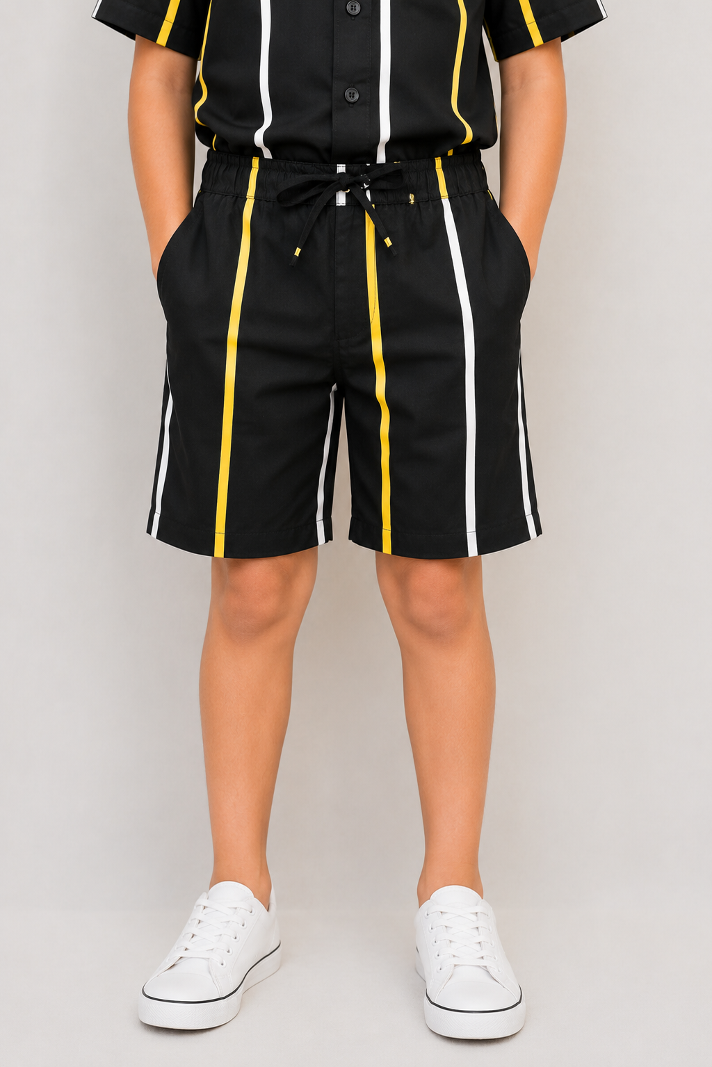 KIDS BLACK SHORTS Reality