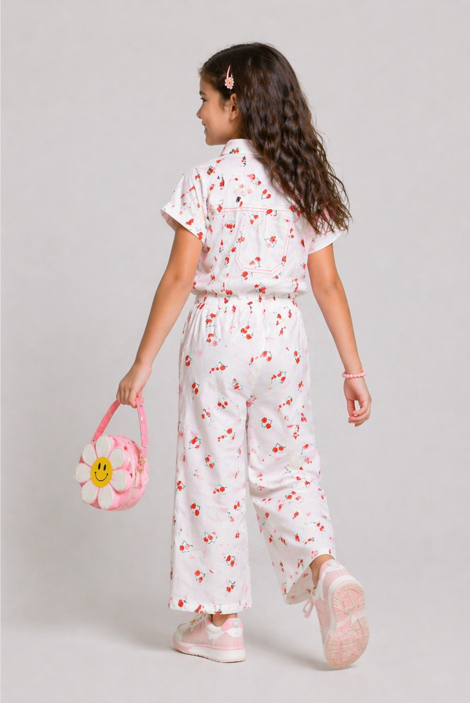 CHERRY MUSE WHITE CO-ORD SET Reality