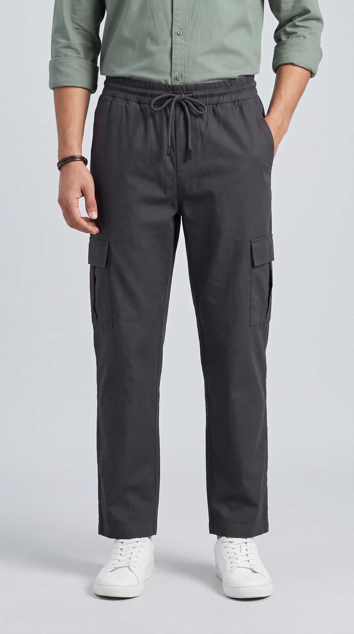 SIX POCKET DARK GRAY TROUSER Reality