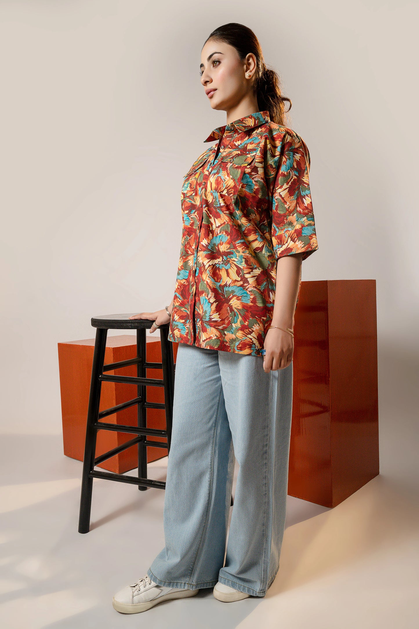 RUSTIC HUES TOP REALITY