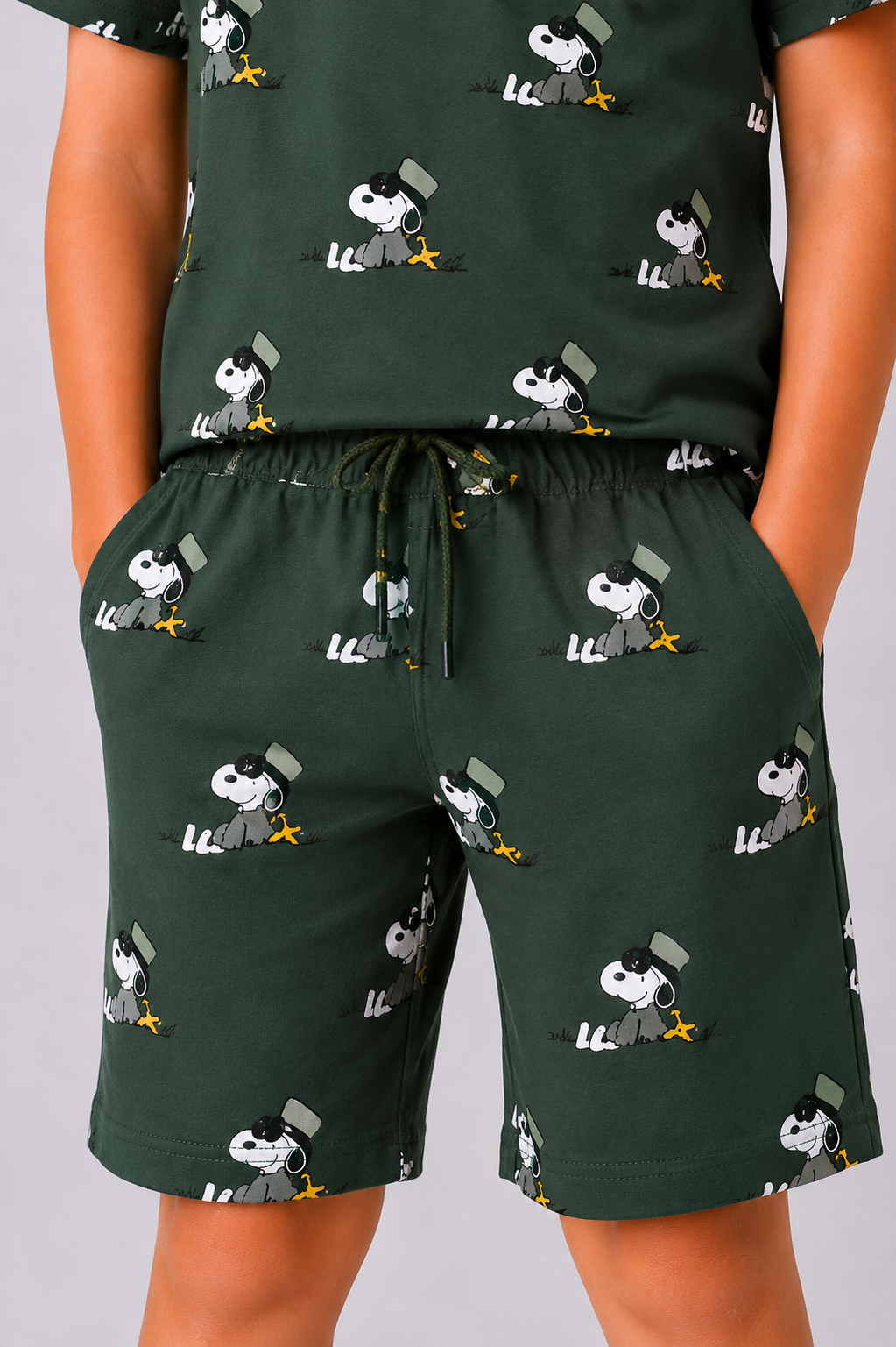 PRINTED ARMY GREEN SHORTS Reality