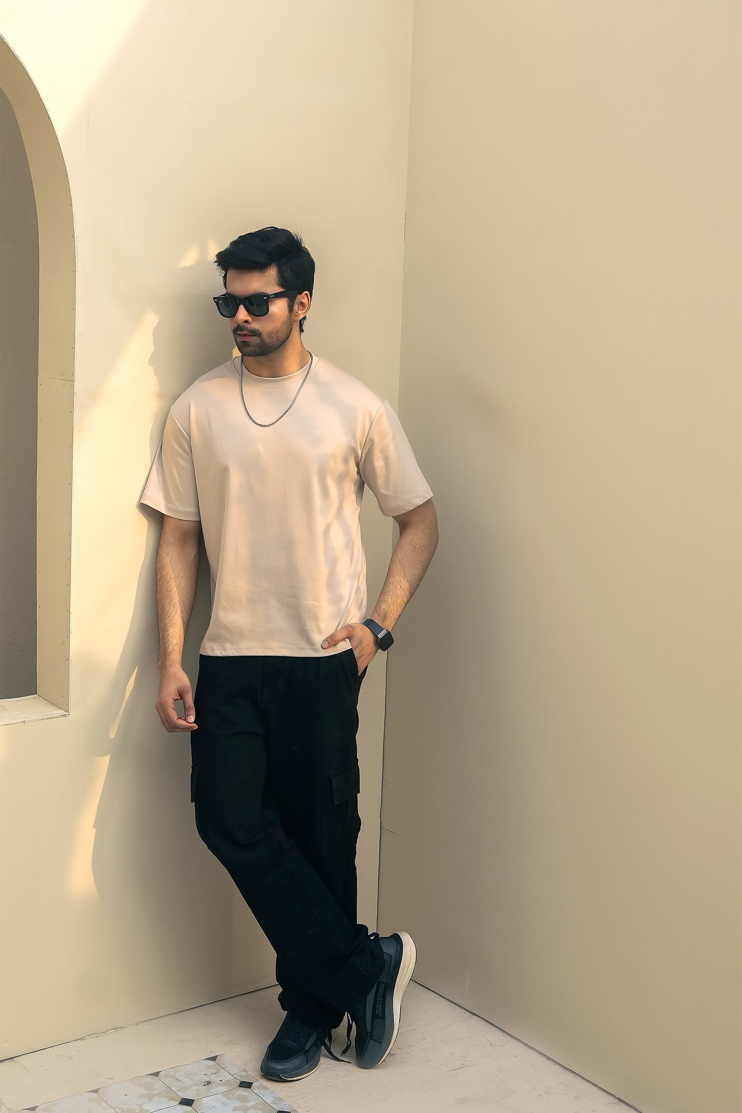 MEN CREAM DOWN SHOULDER T-SHIRT Reality