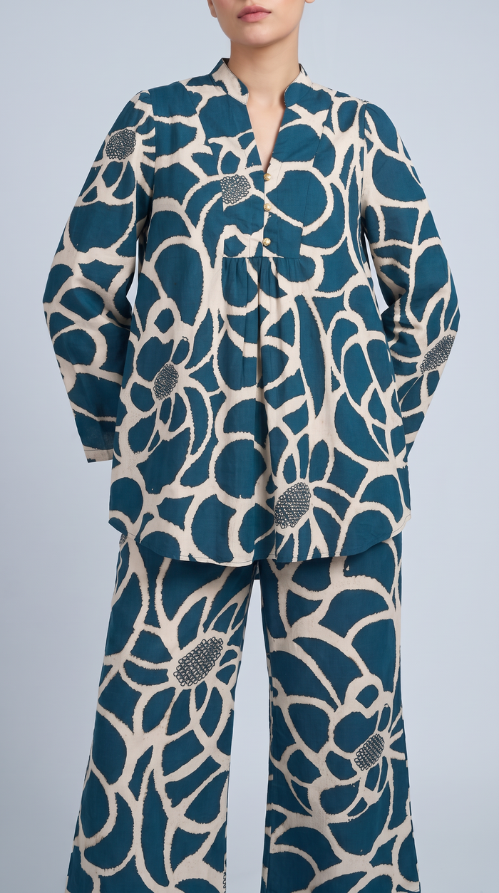 MONO CHROME PRINTED blue SUIT