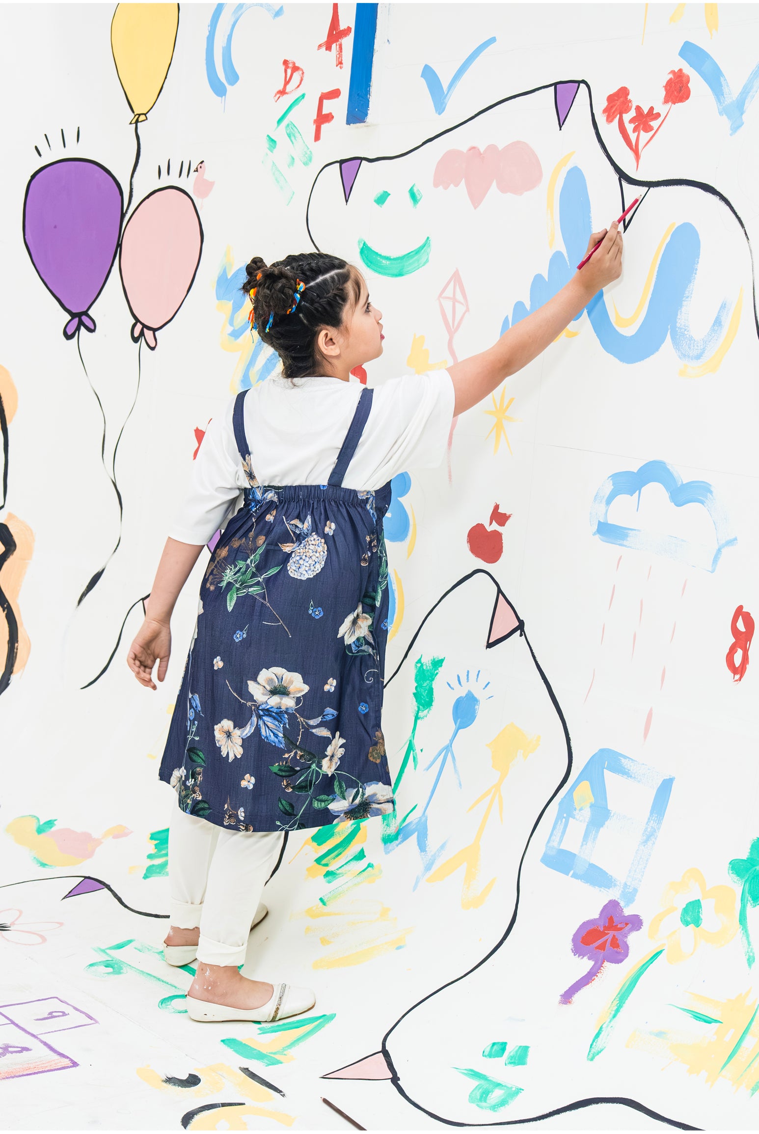 GREEN GRAY AURA Reality