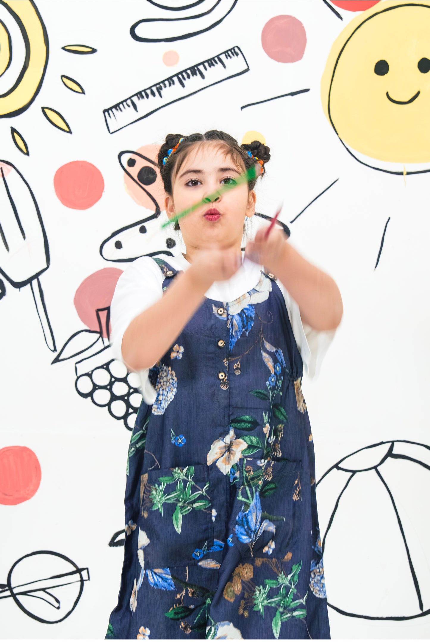 GREEN GRAY AURA Reality