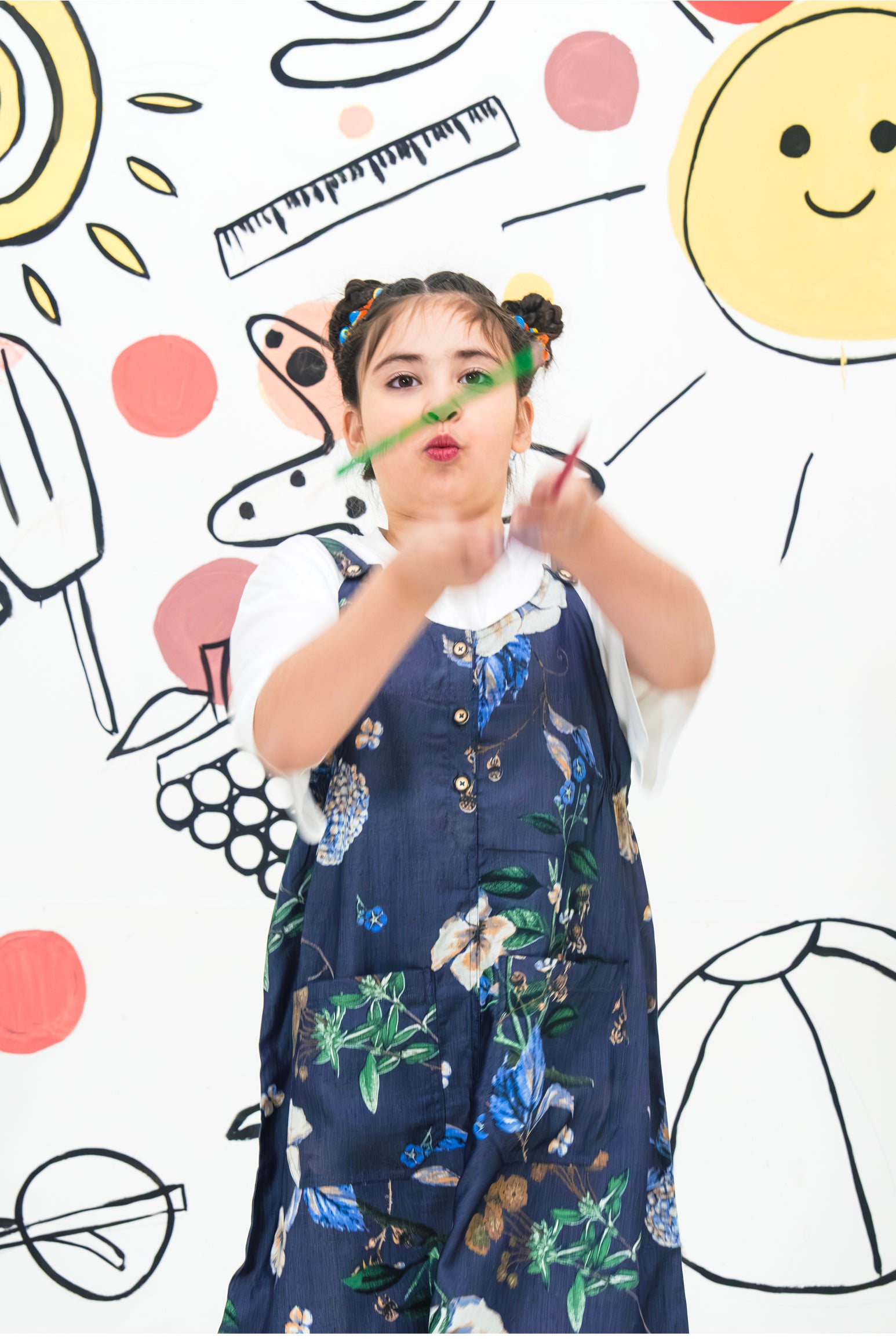 GREEN GRAY AURA Reality