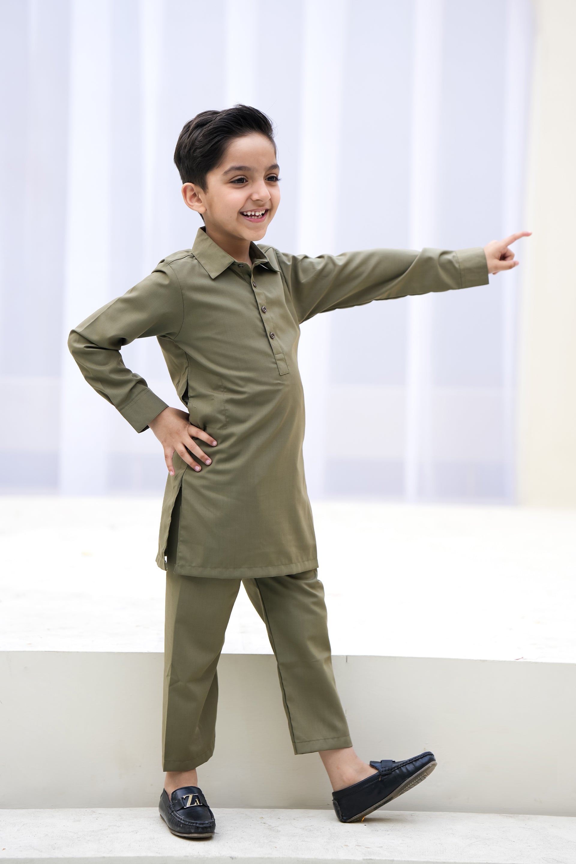 OLIVE SHALWAAR KAMEEZ Reality